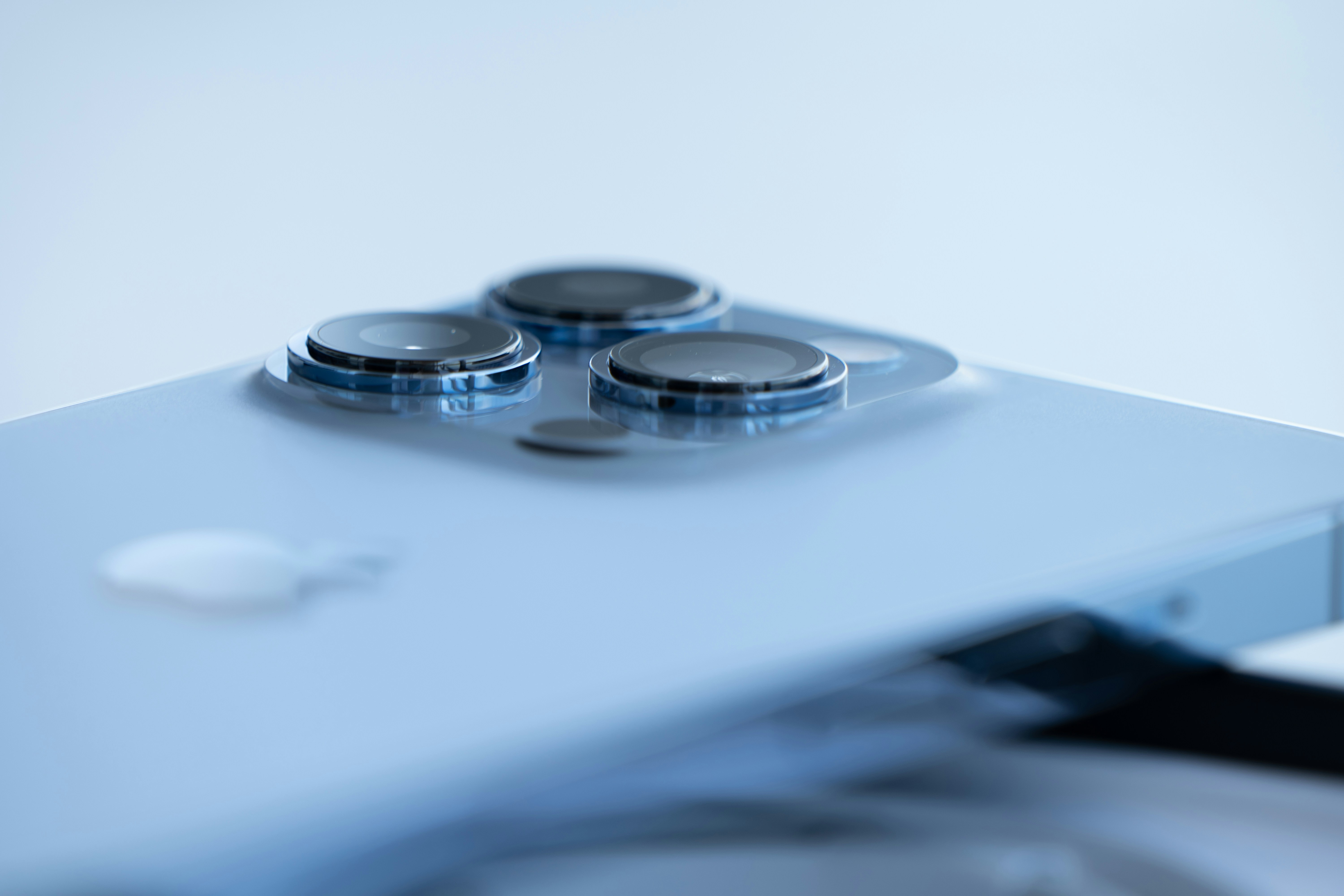 Moto Razr 60 Segera Hadir: Motorola Siapkan Kejutan di Sektor Kamera