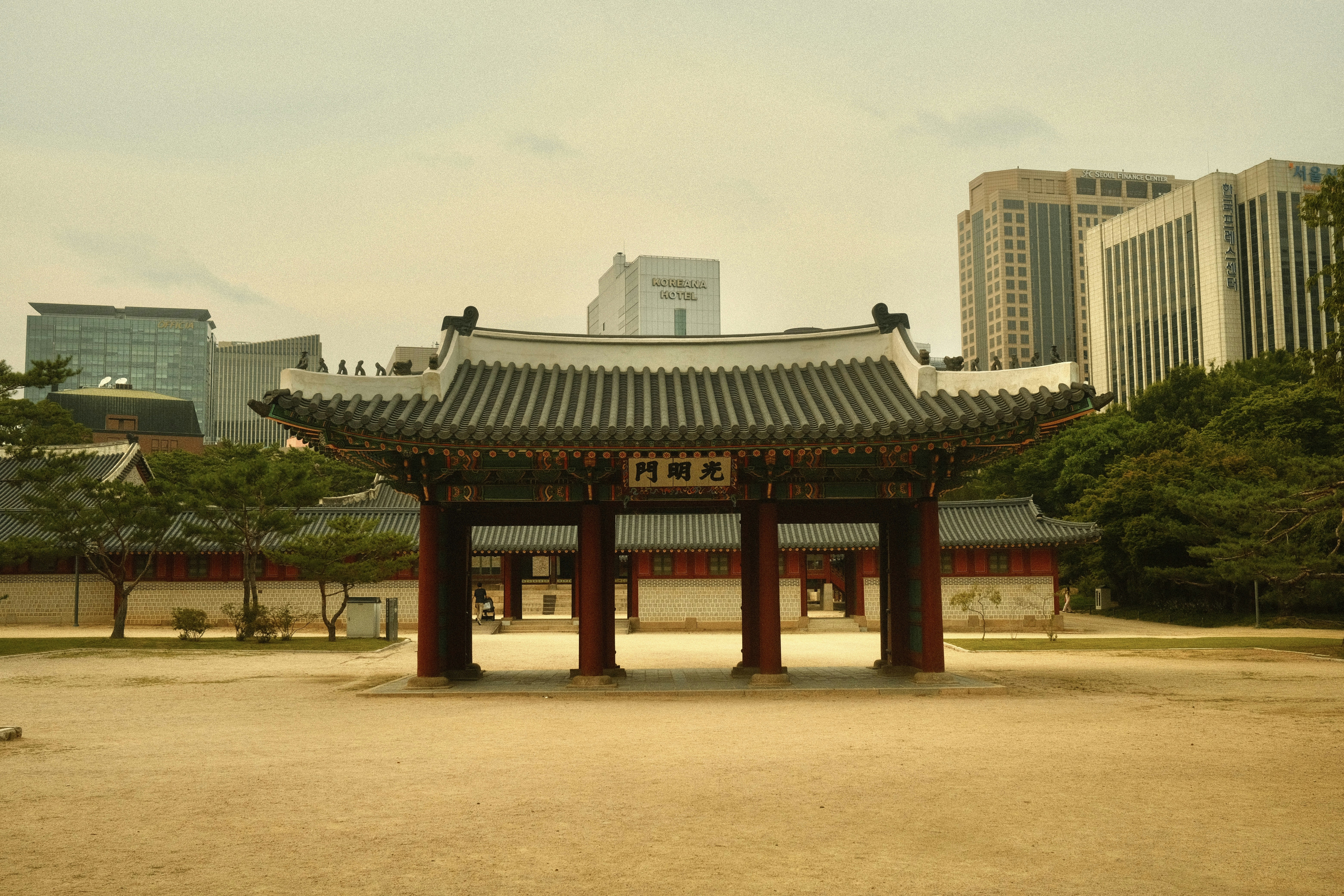 Buddhist temple in the center of Seoul