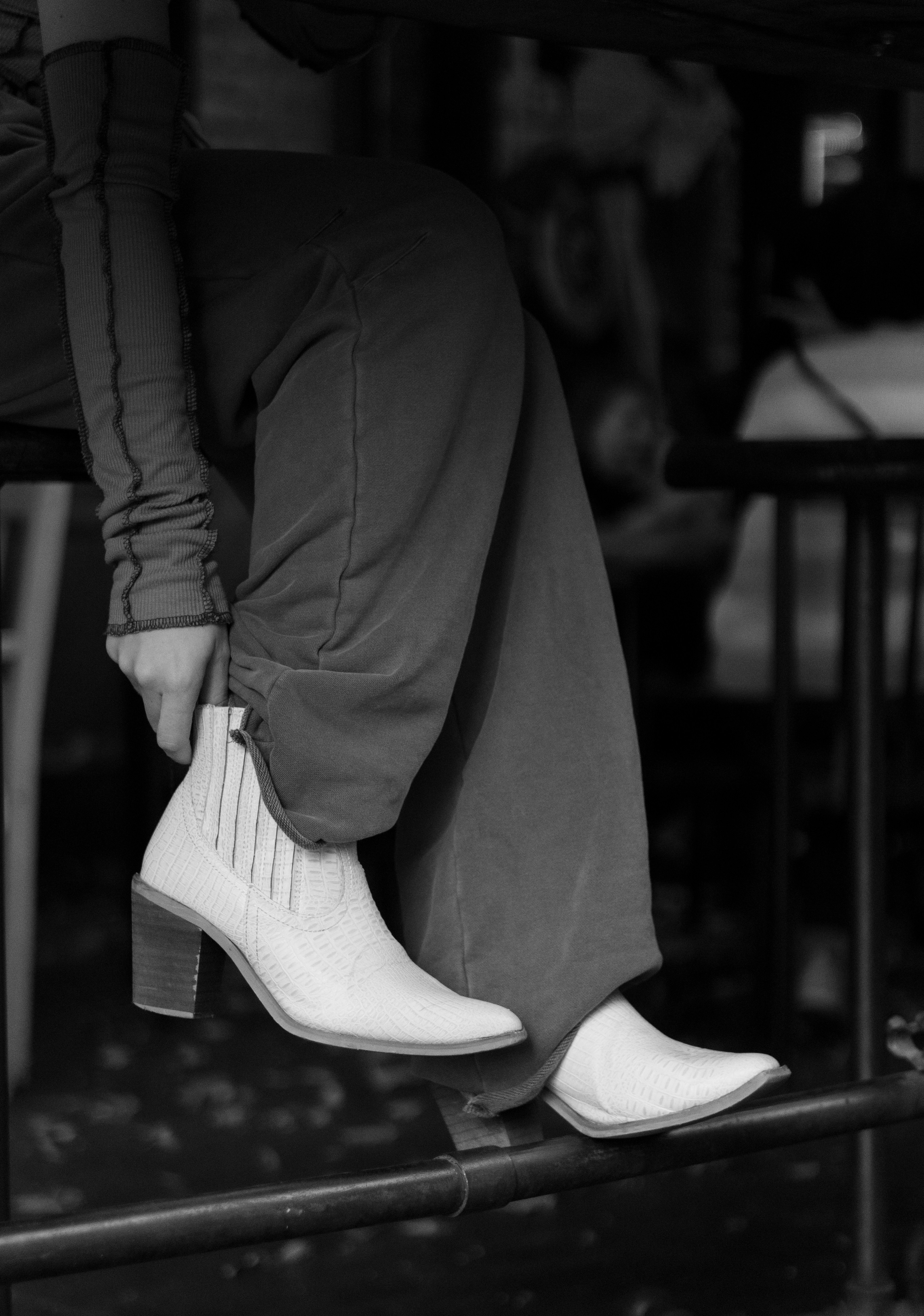 Bota combat con suela tractora Cafe