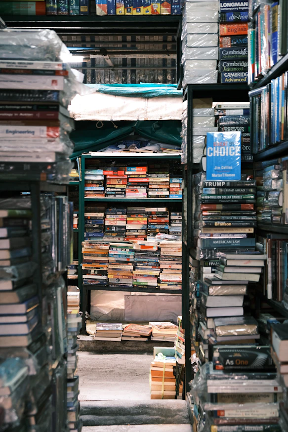 a book store filled with lots of books