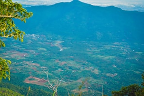 A panoramic view of the hotel grounds nestled in the lush landscape of Valle de Bravo.