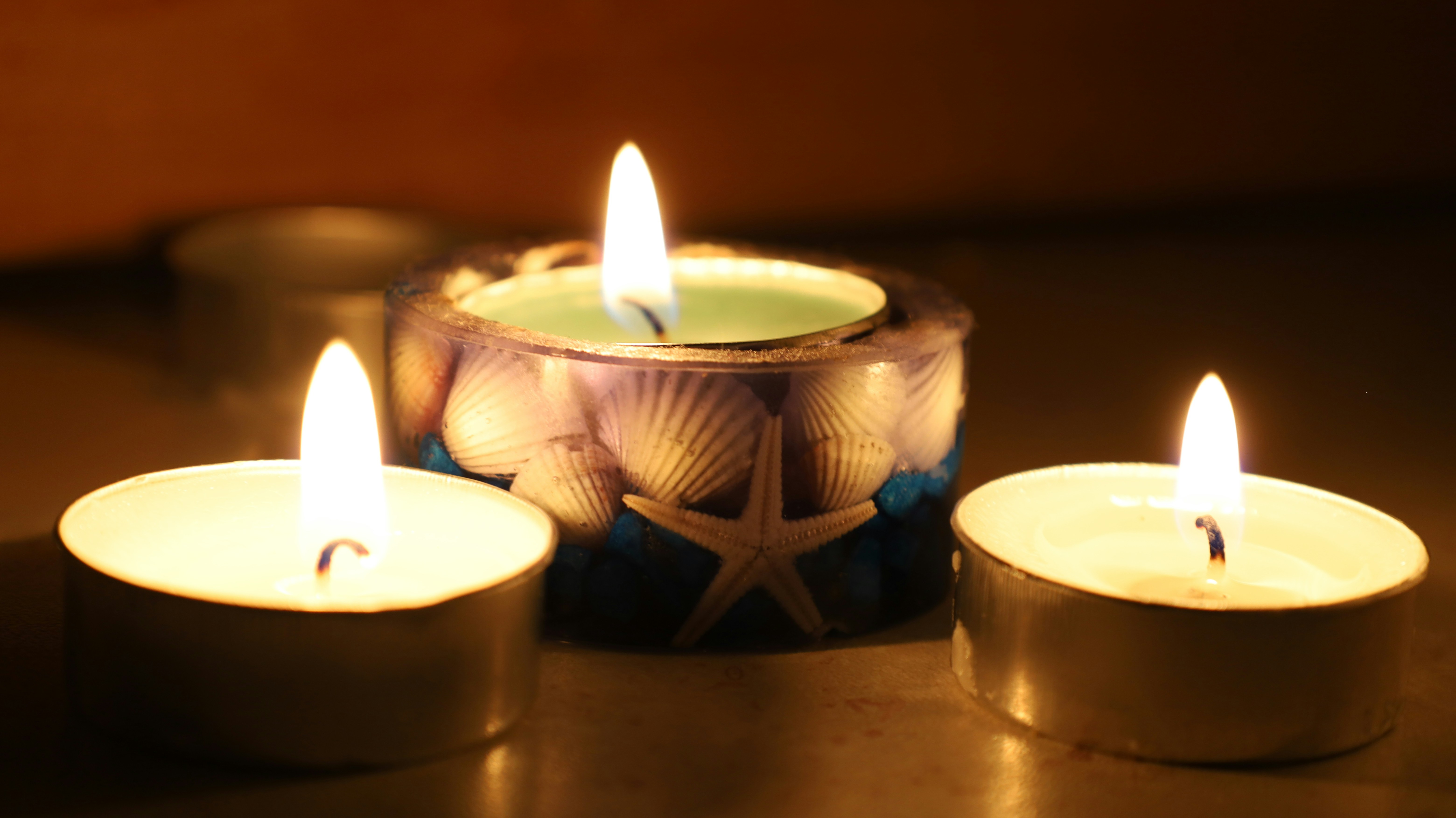 Wieczór pod gwiazdami przy blasku świec...