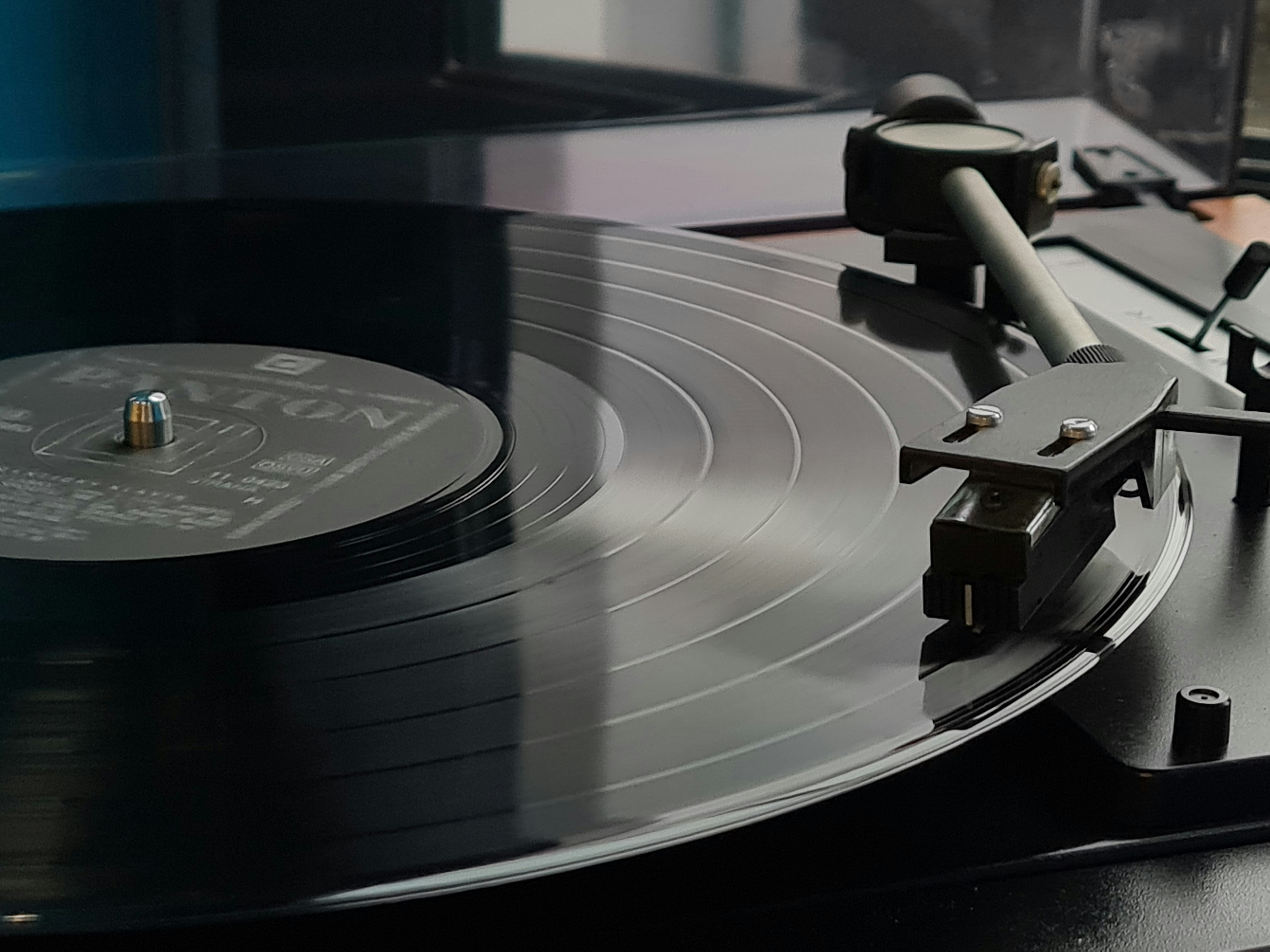 Photo by cintorinbomba