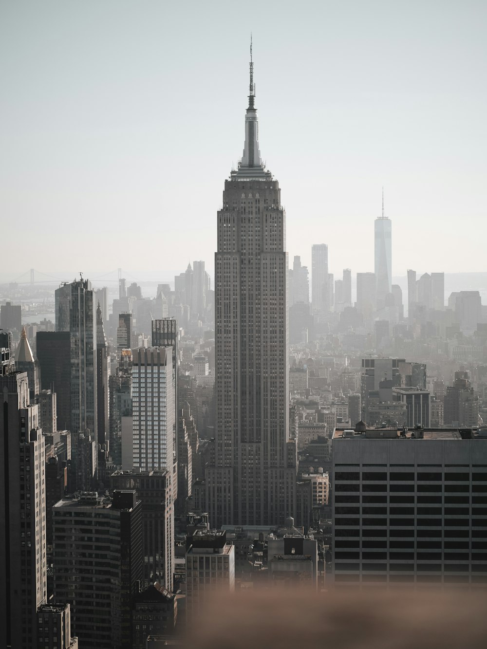 a black and white photo of a city skyline