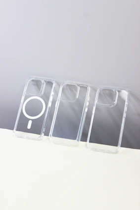 A clear anti-yellow phone cover with MagSafe compatibility, showcasing its clean and protective look