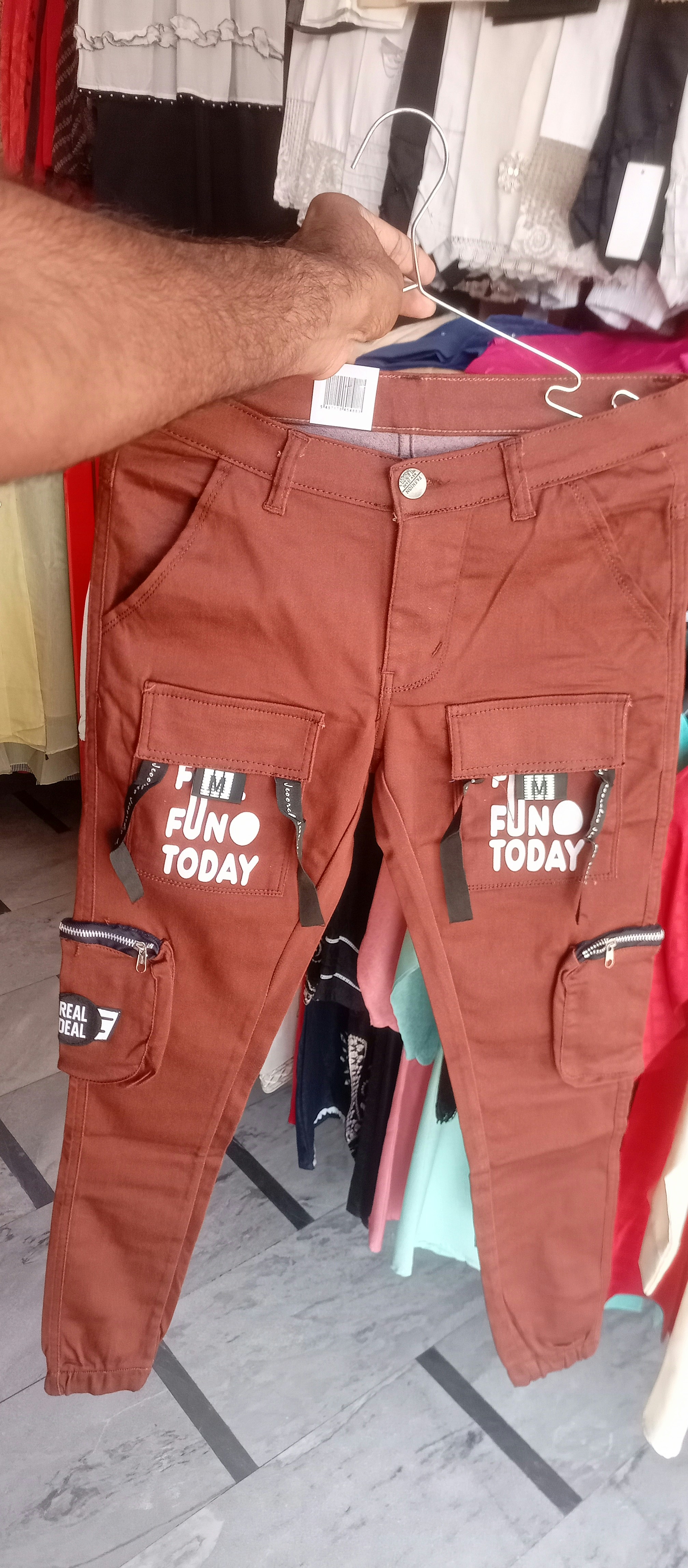 Exploring Different Types of Cargo Pants for Men