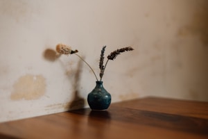 Live-Edge Maple Vase