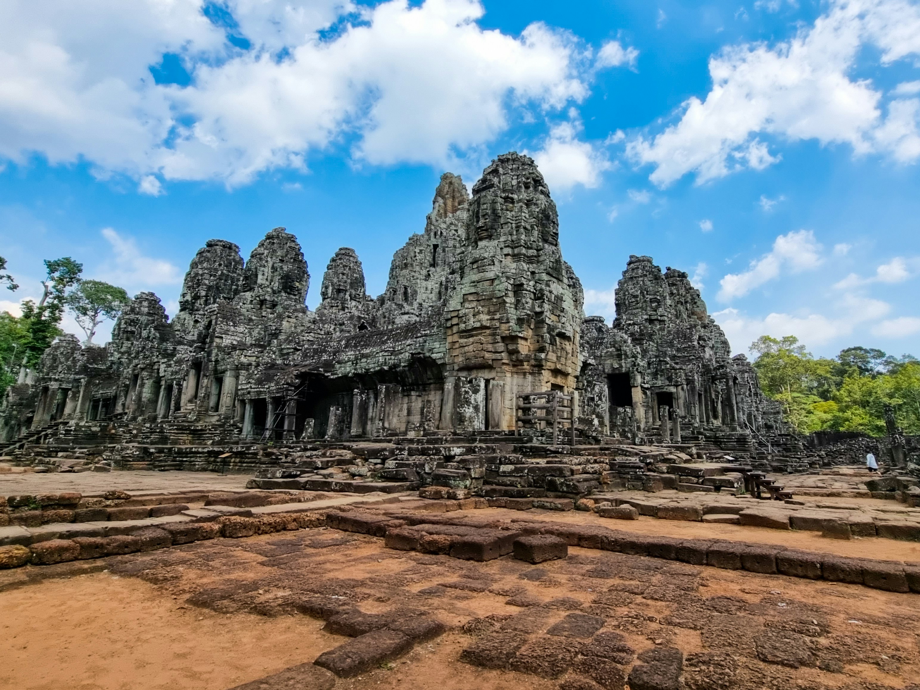 Photo by thoeunratana