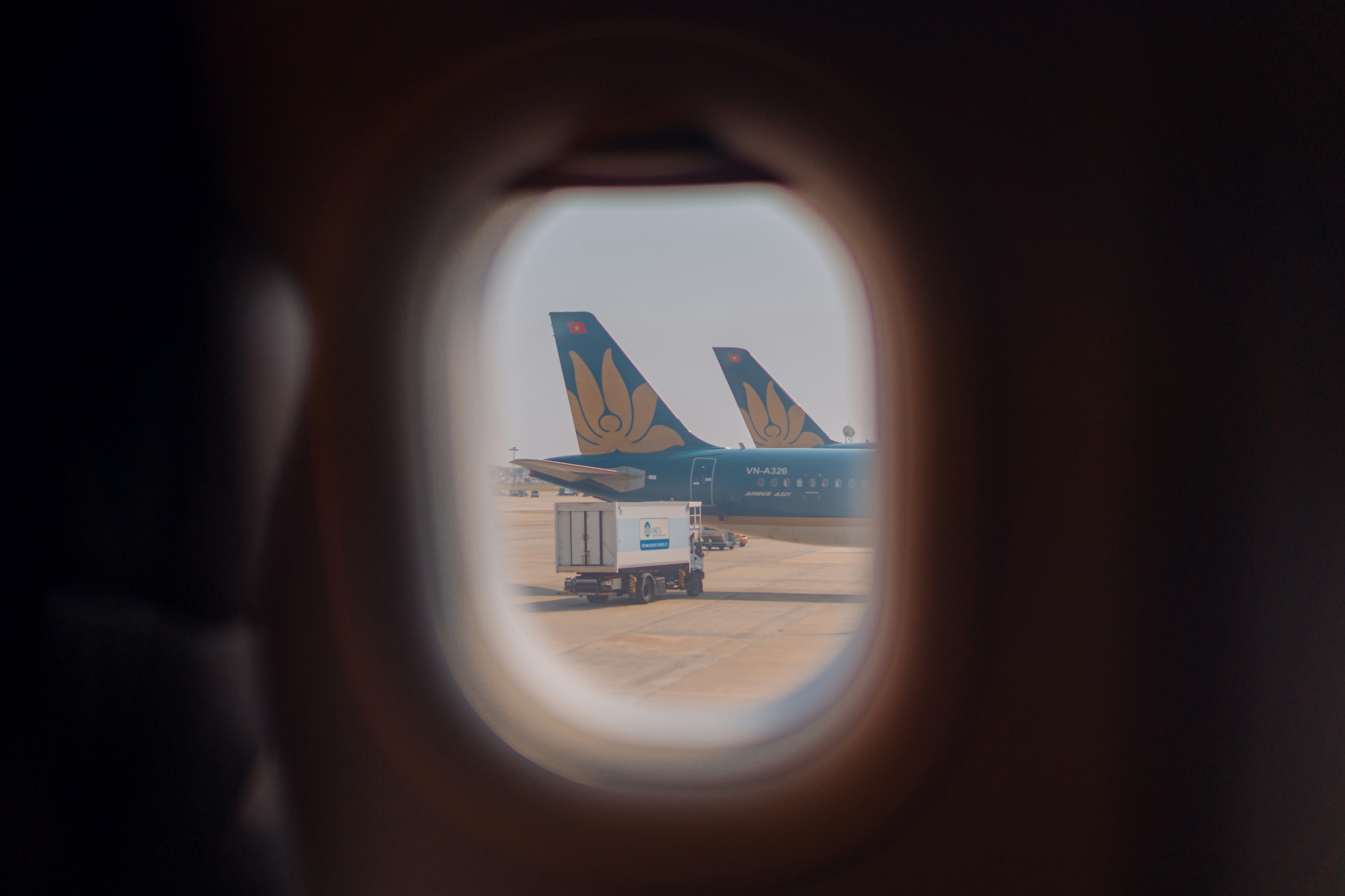 photo-1696595533139-f5097899725e Exploring the Legacy and Services of Air India