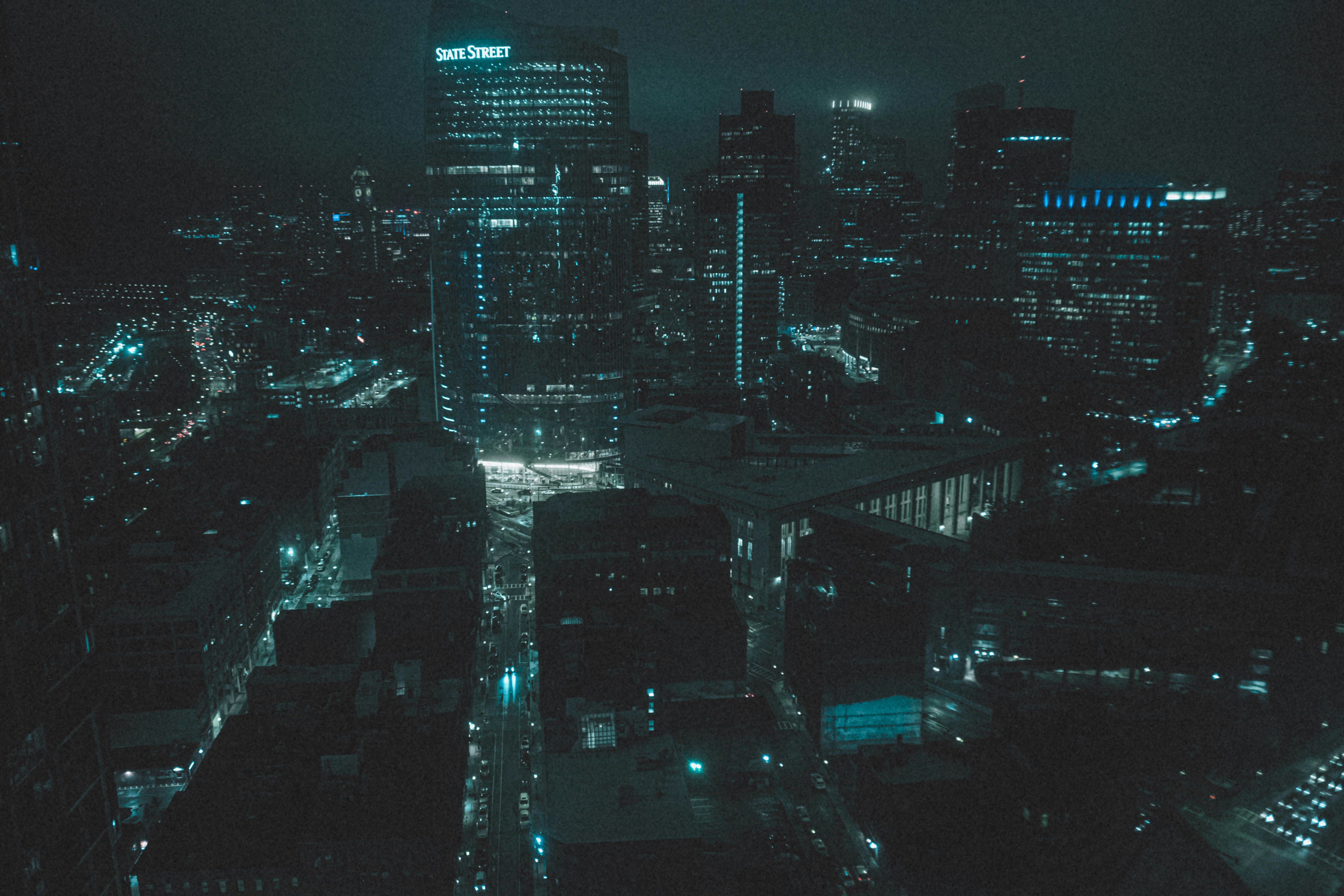 Photo by noorvoux