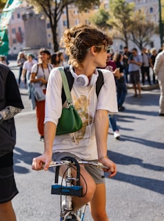 Destruction of streetwear