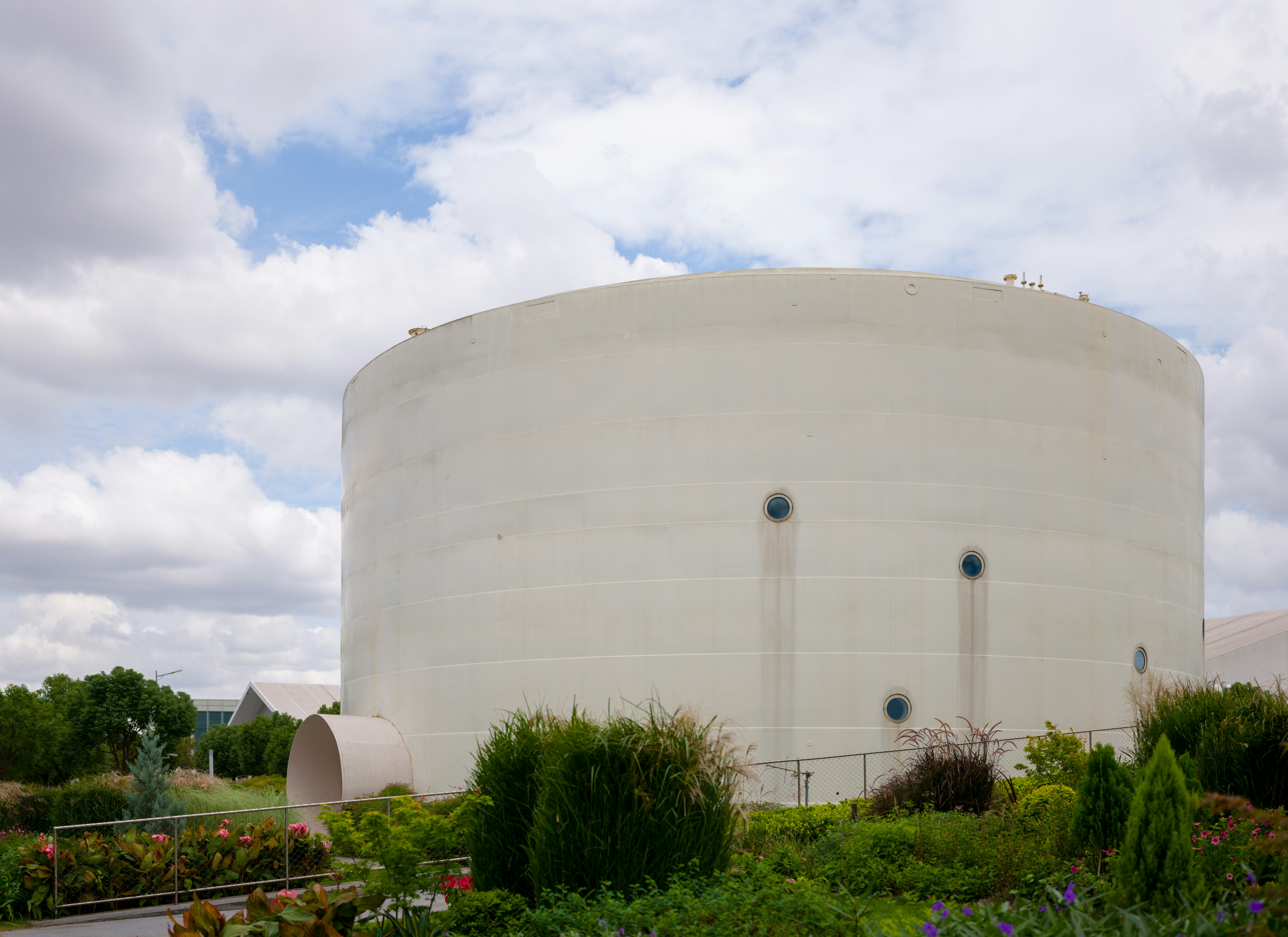 Modern biogas installation