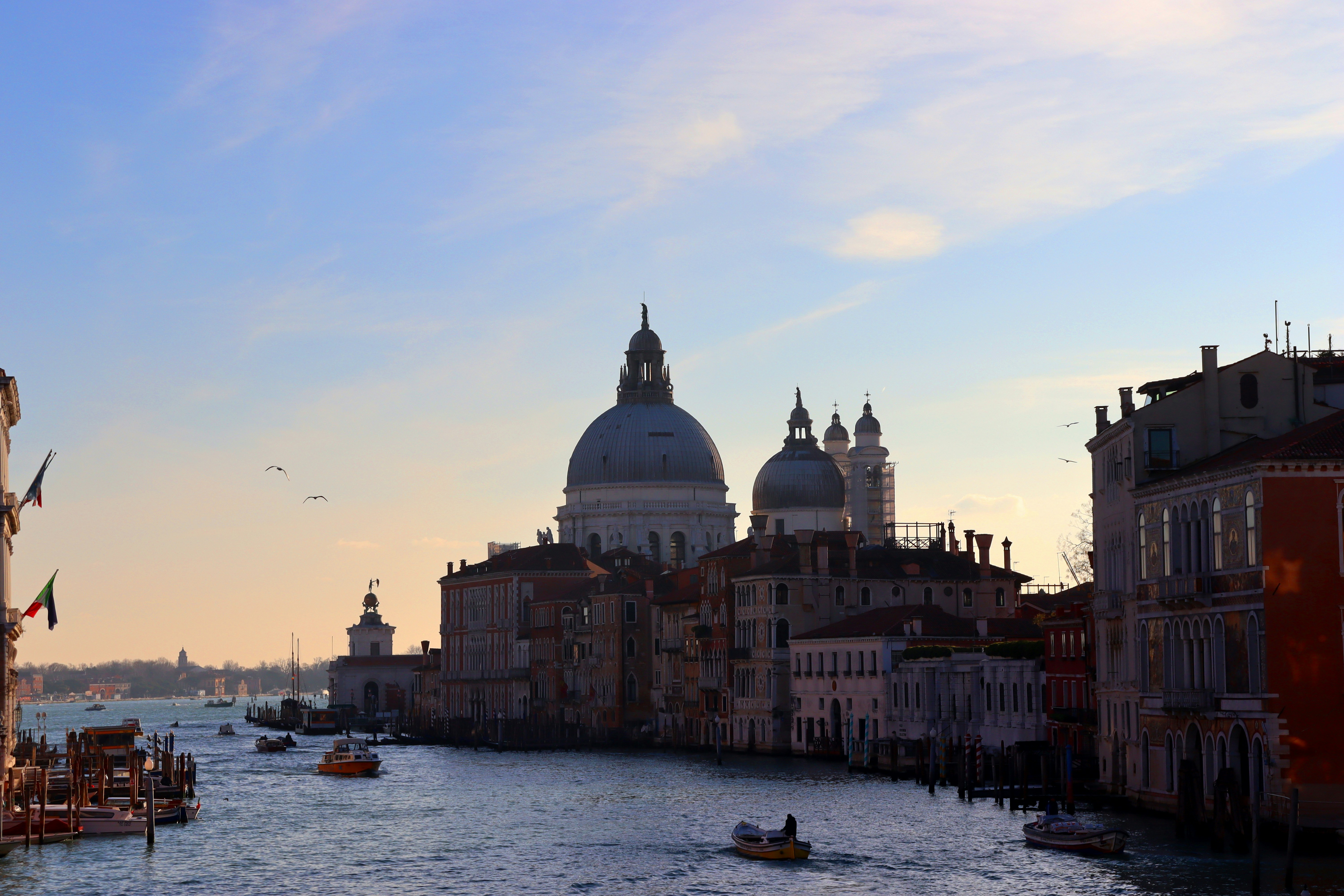 Photo by mariiiaaa707