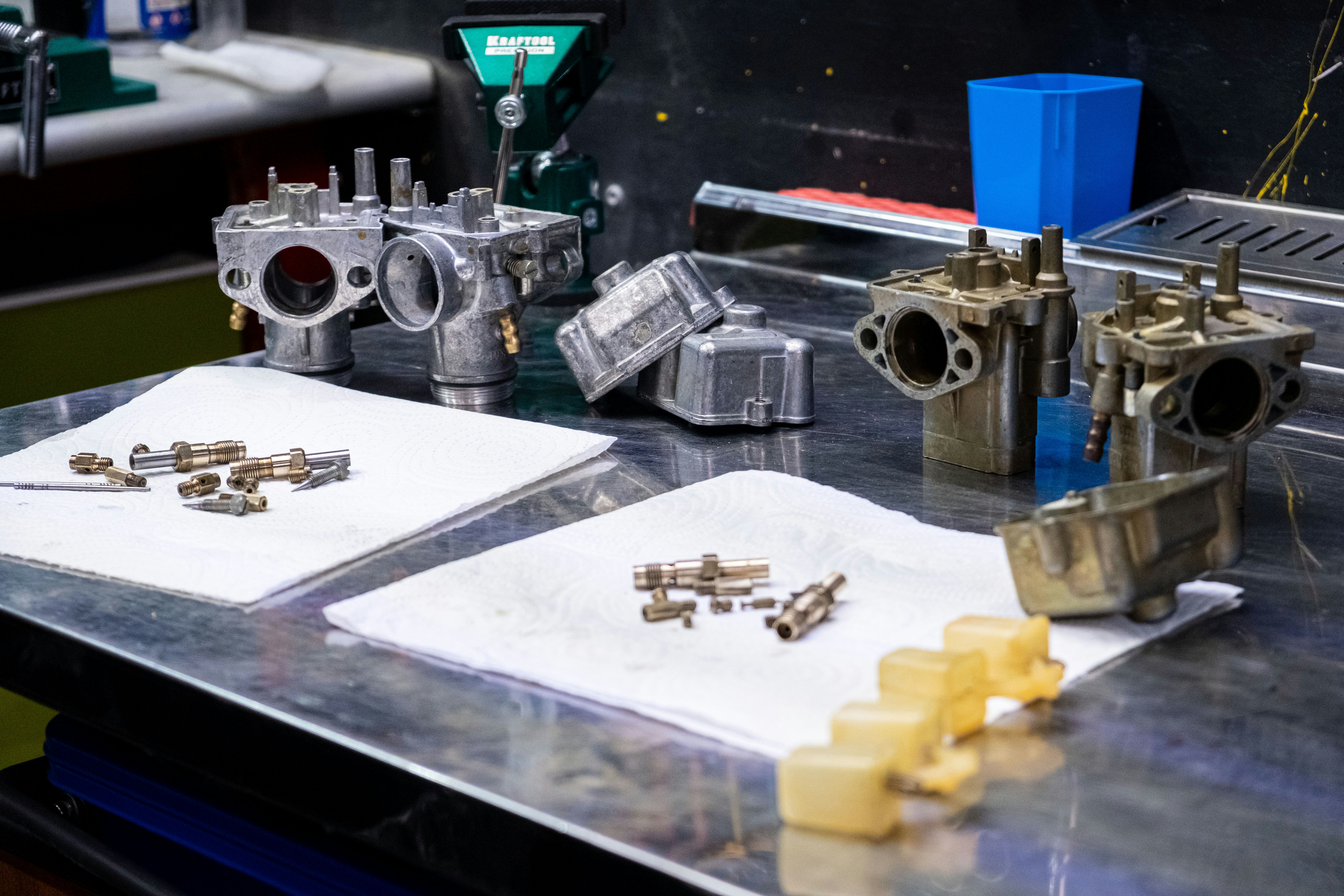 The Complete Guide to Workbench Selection: Height, Storage, and Features That Matter in the Midwest