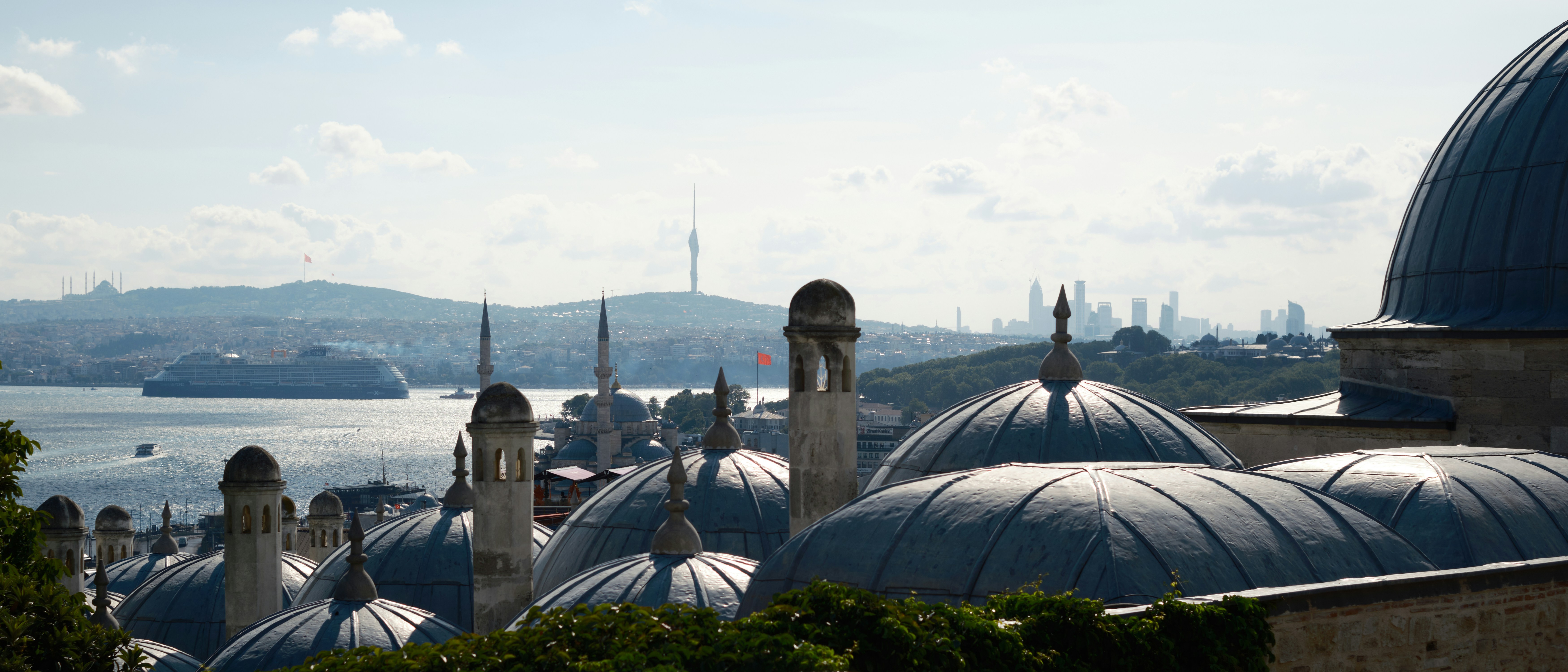 Bakırköy’de sokak ortasında infaz: Otomobilde vurulan sürücünün kimliği belli oldu