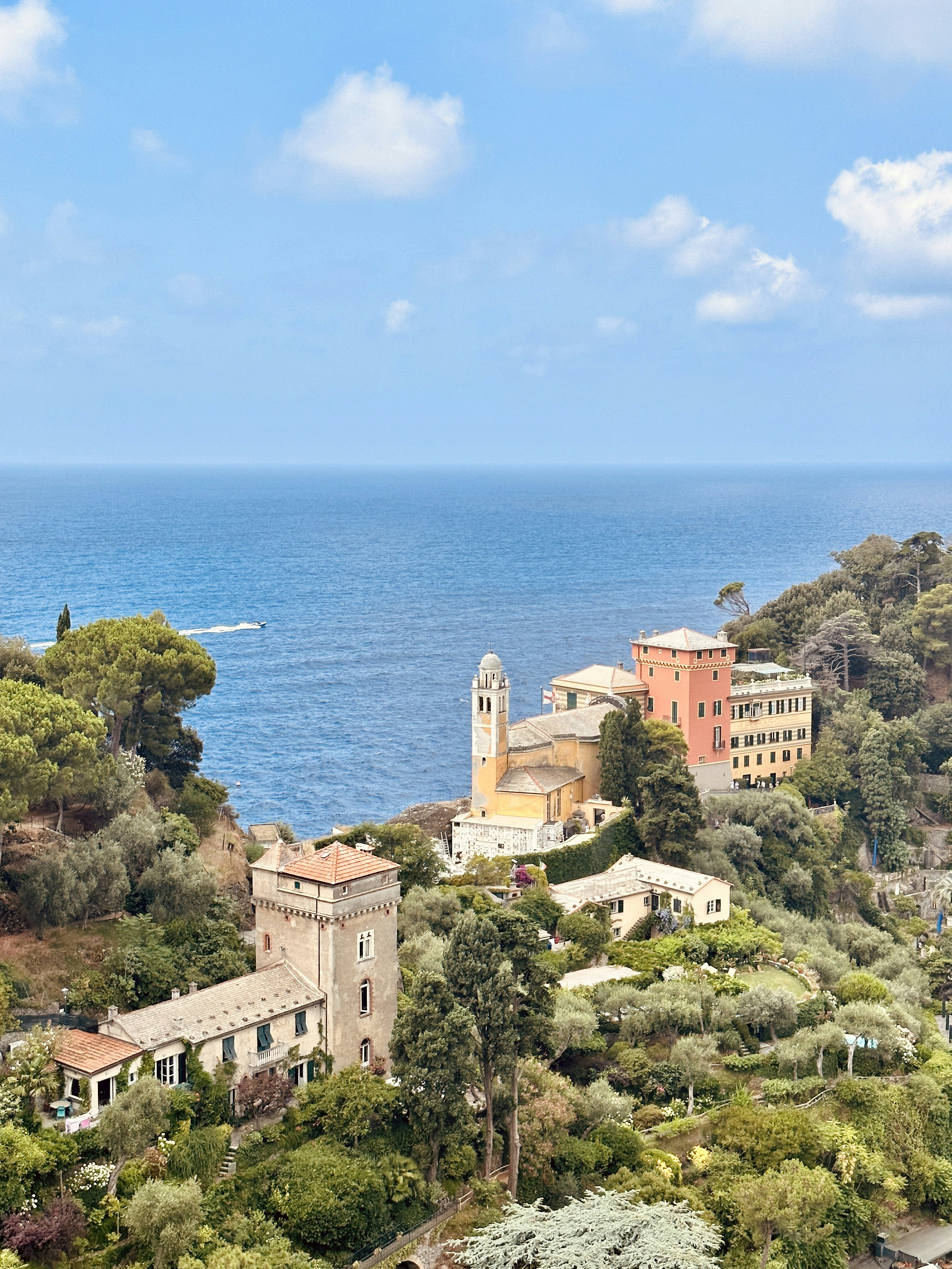 Photo by andrecageorgiana