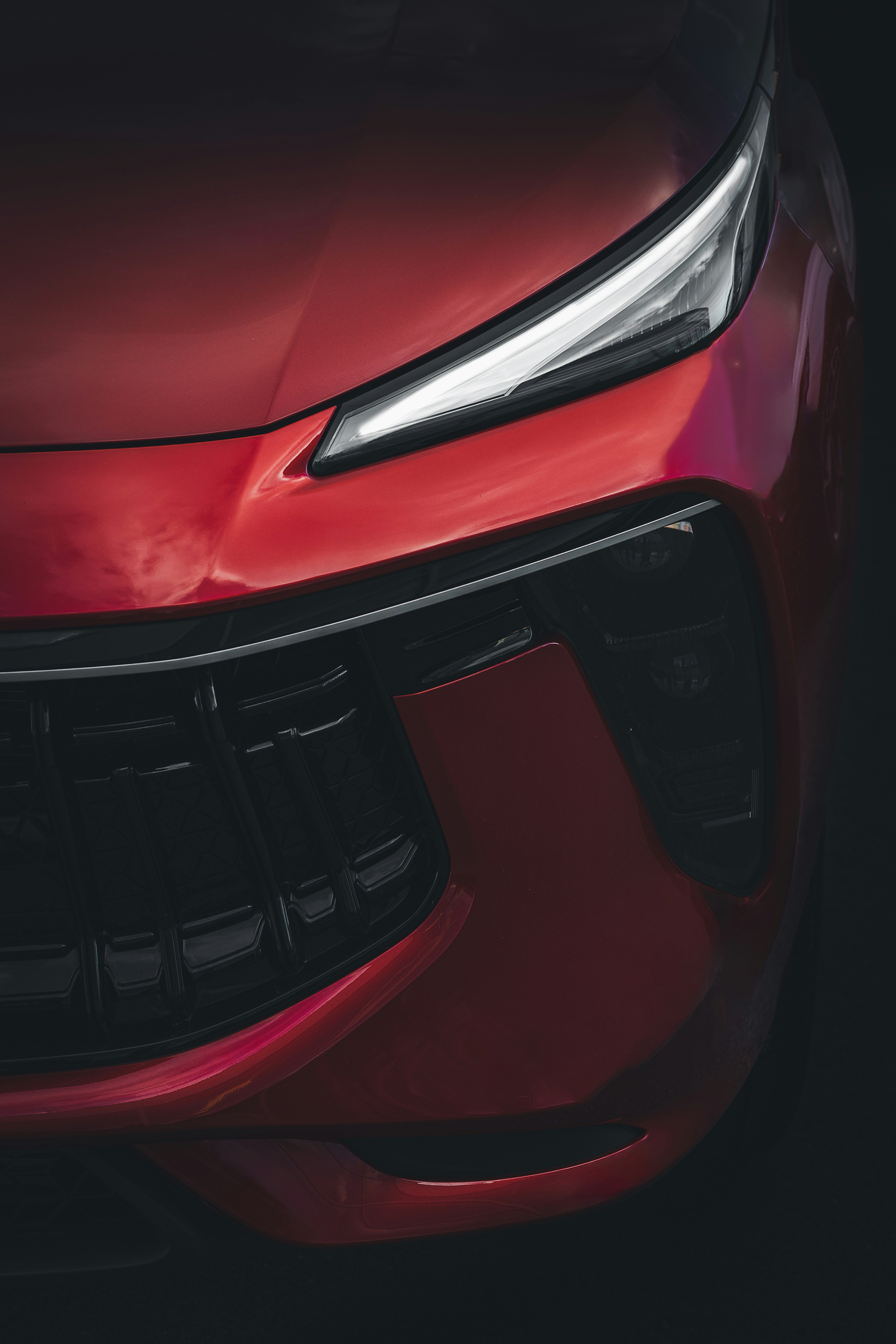 Photo by lukasparnican