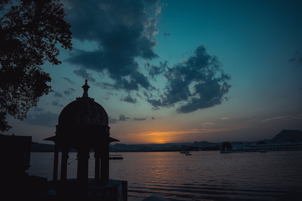 The Oberoi Udaivilas view 2