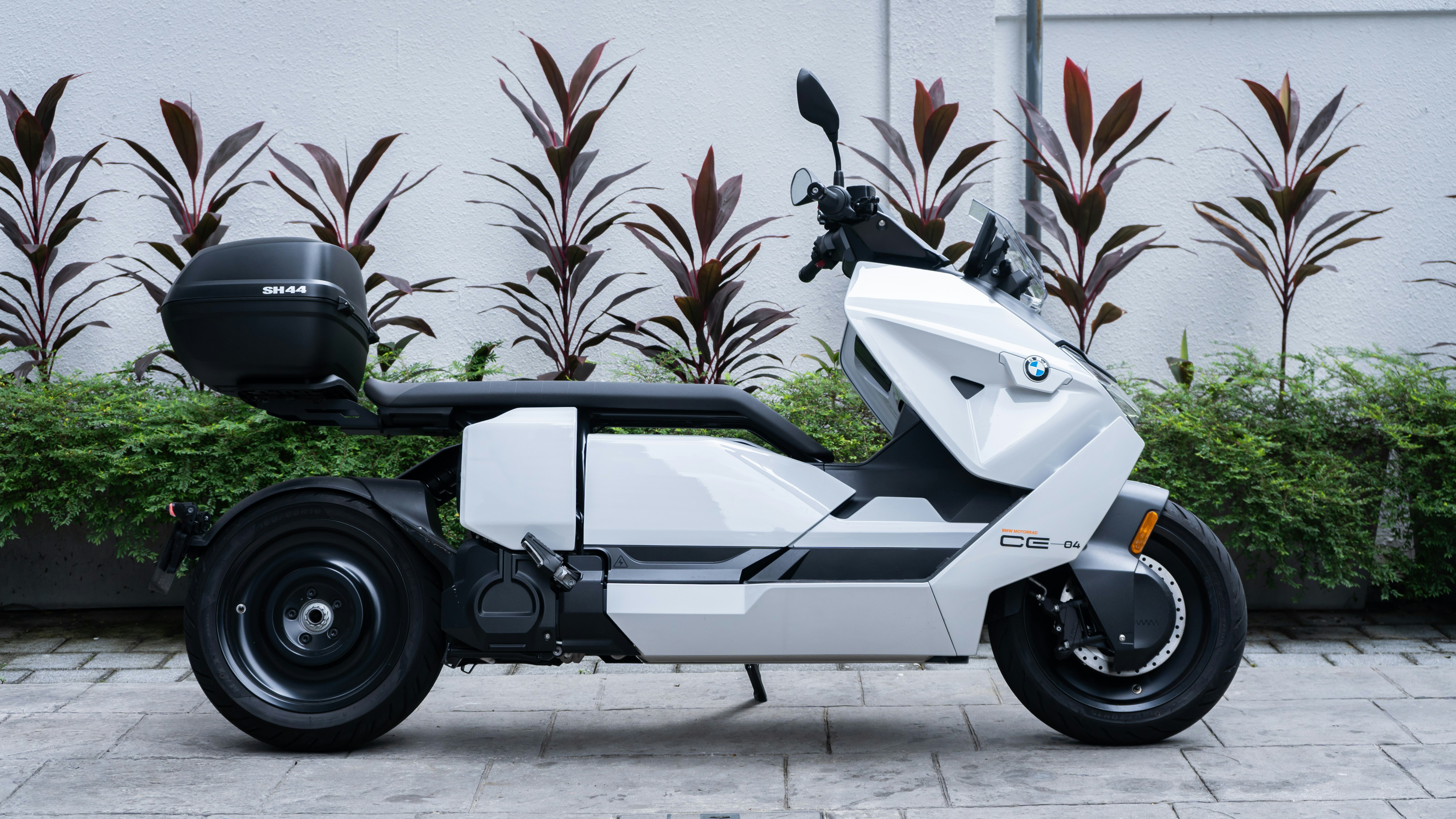 CE 02