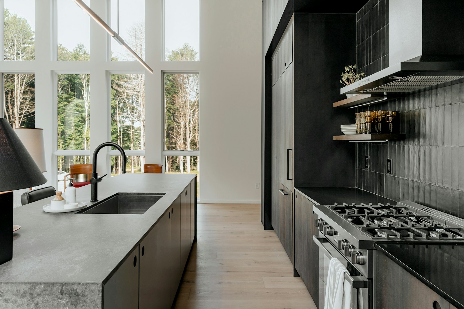 Million Dollar Homes for Sale in Calgary | Luxury Estates & Modern Features