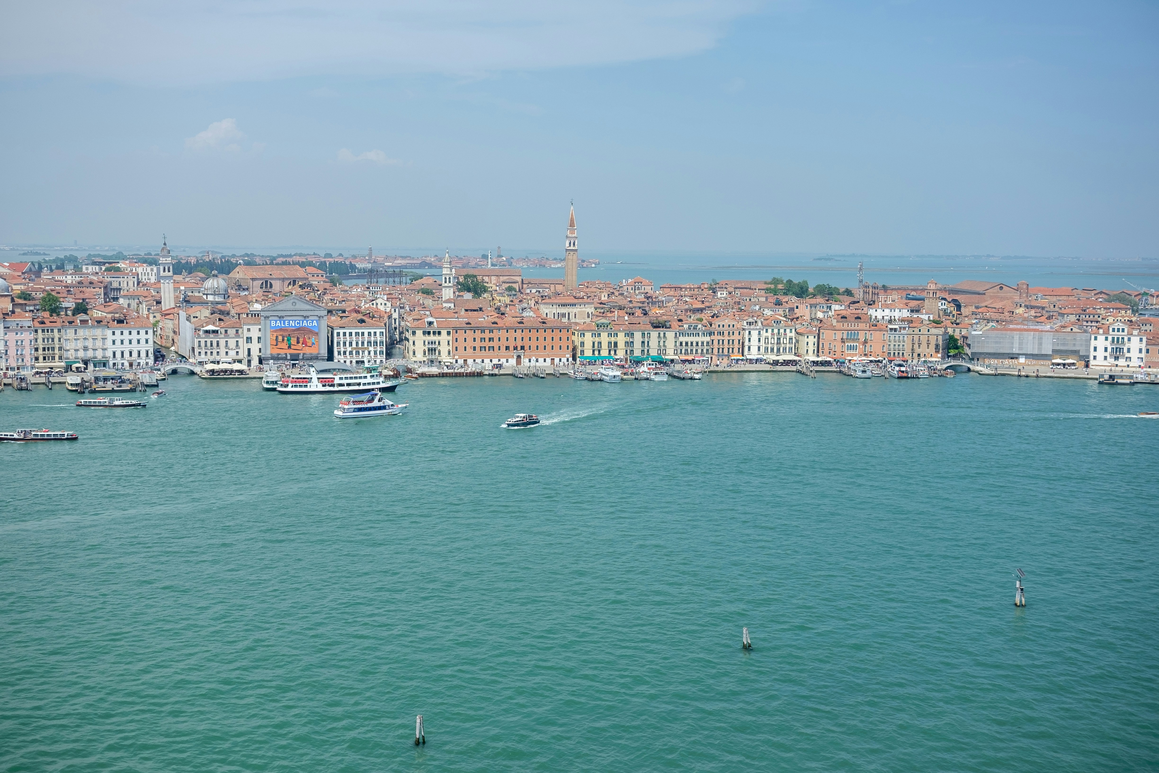 Photo by mayumimaciel