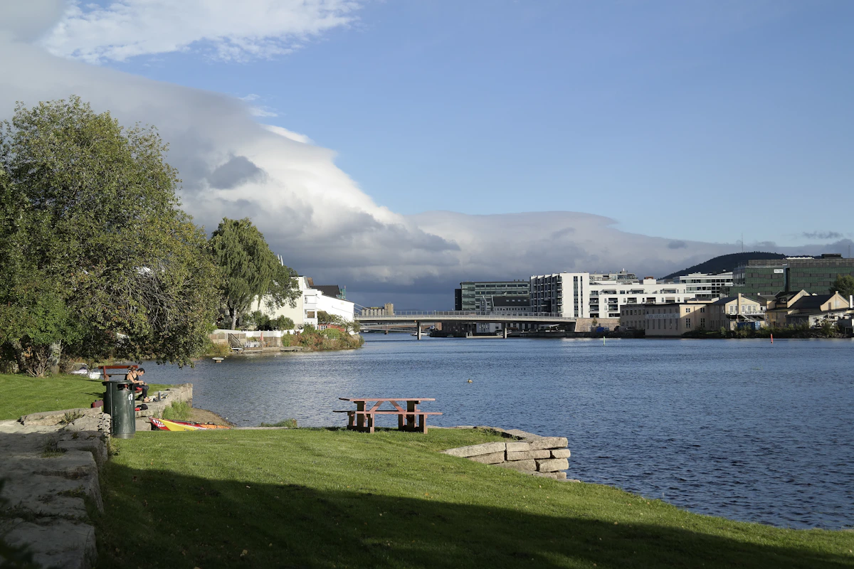 Drammenselva i tidlig september