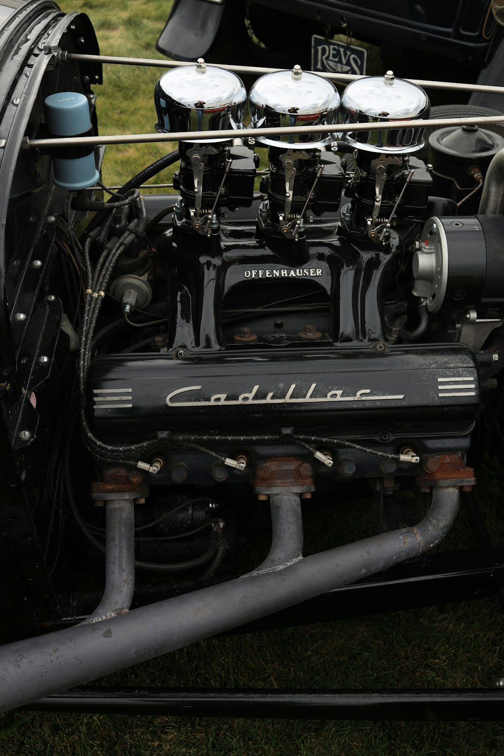 a close up of the engine of a car