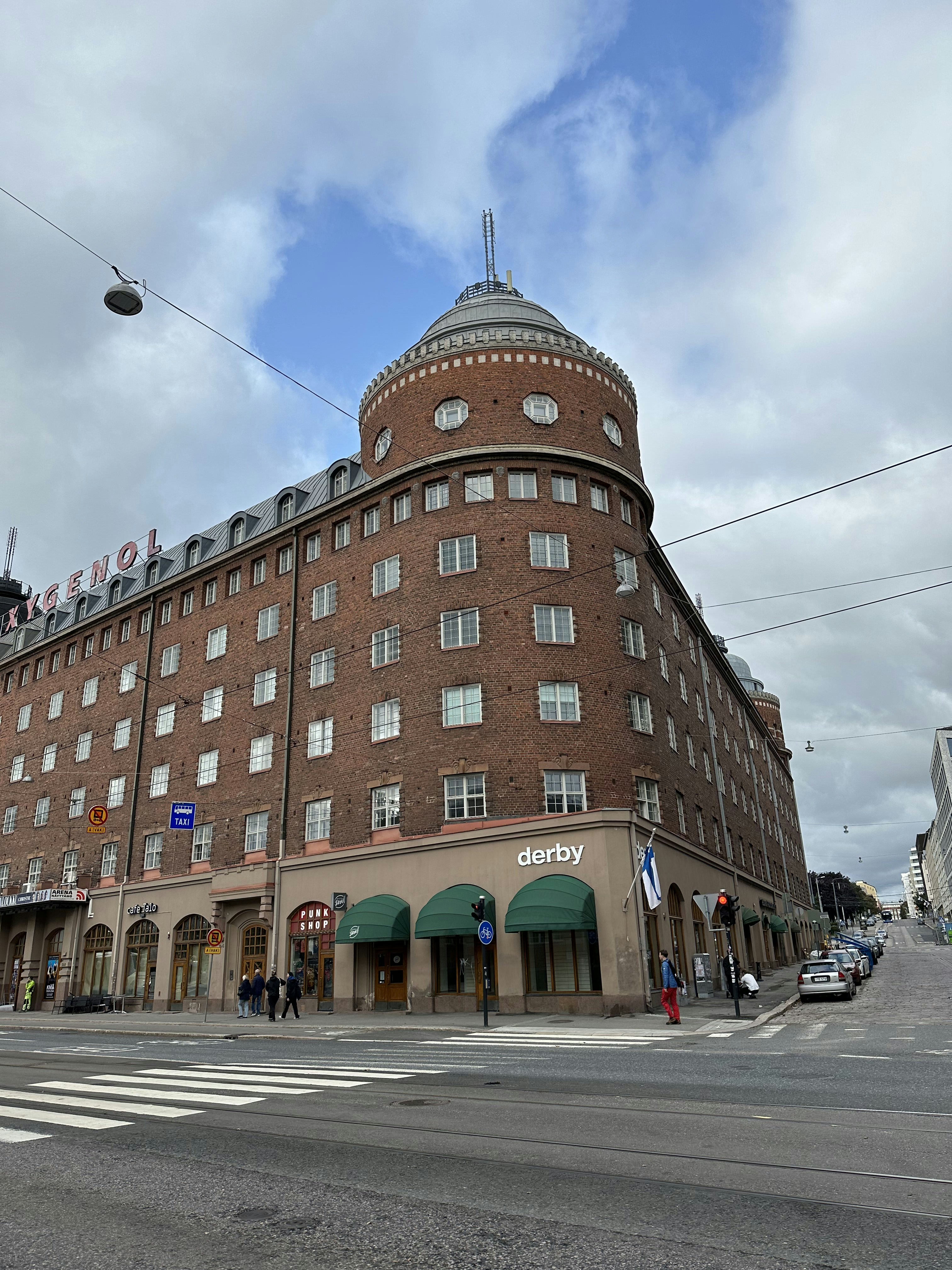 Commercial flooring services in Derby