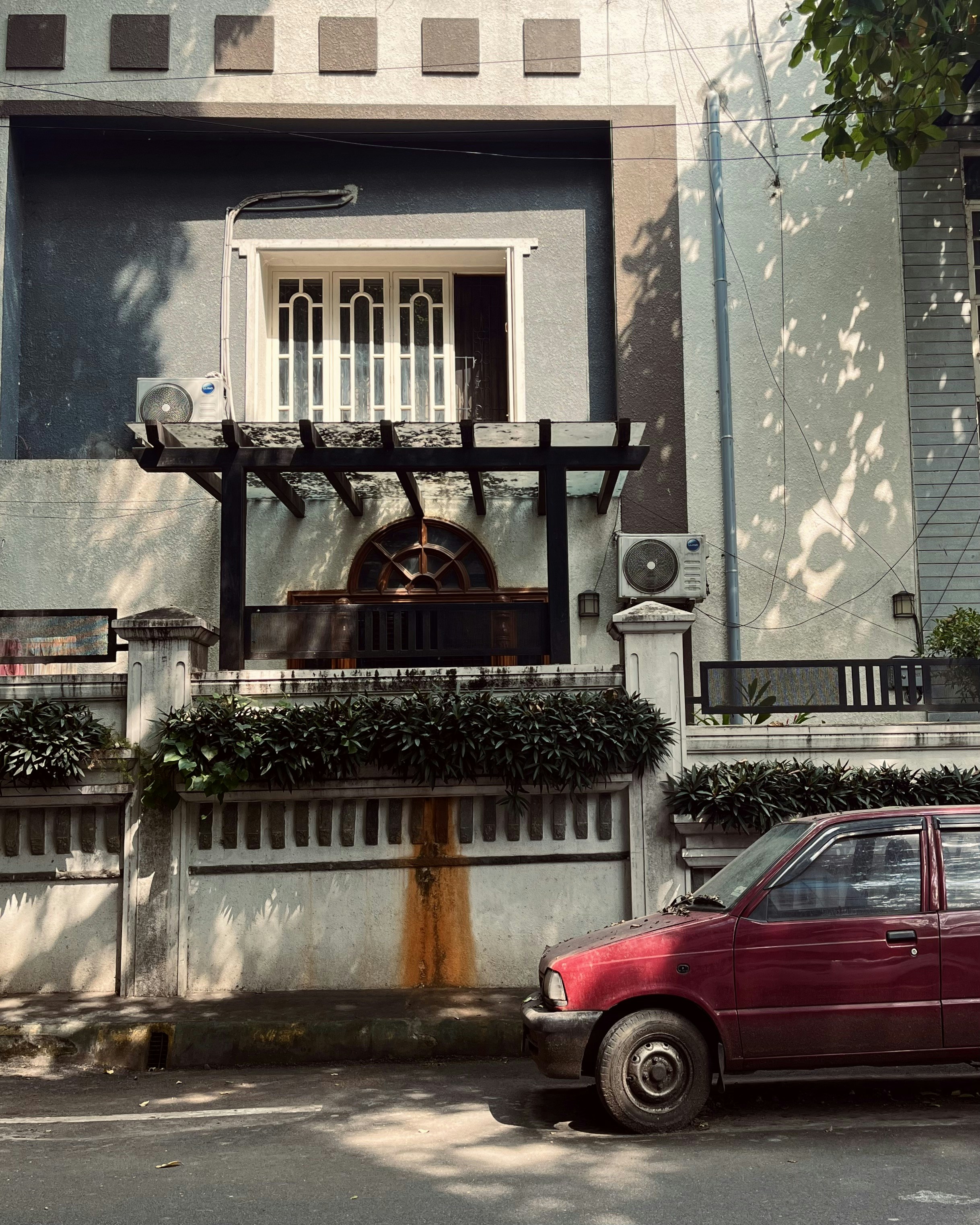 Photo by vishwasnavadak