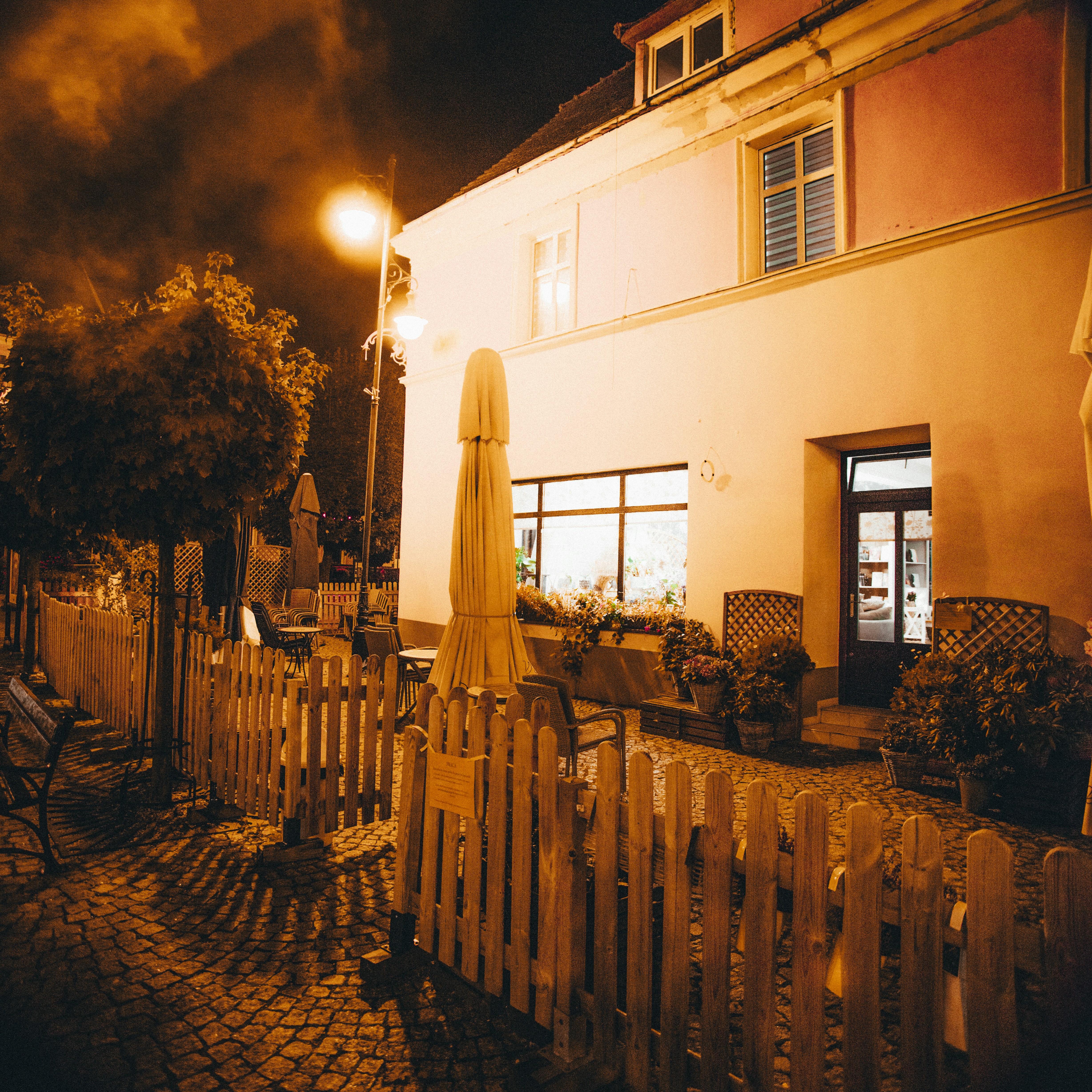 Photo by iamfrancismorgan