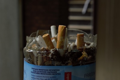 a cigarette holder filled with lots of cigarettes