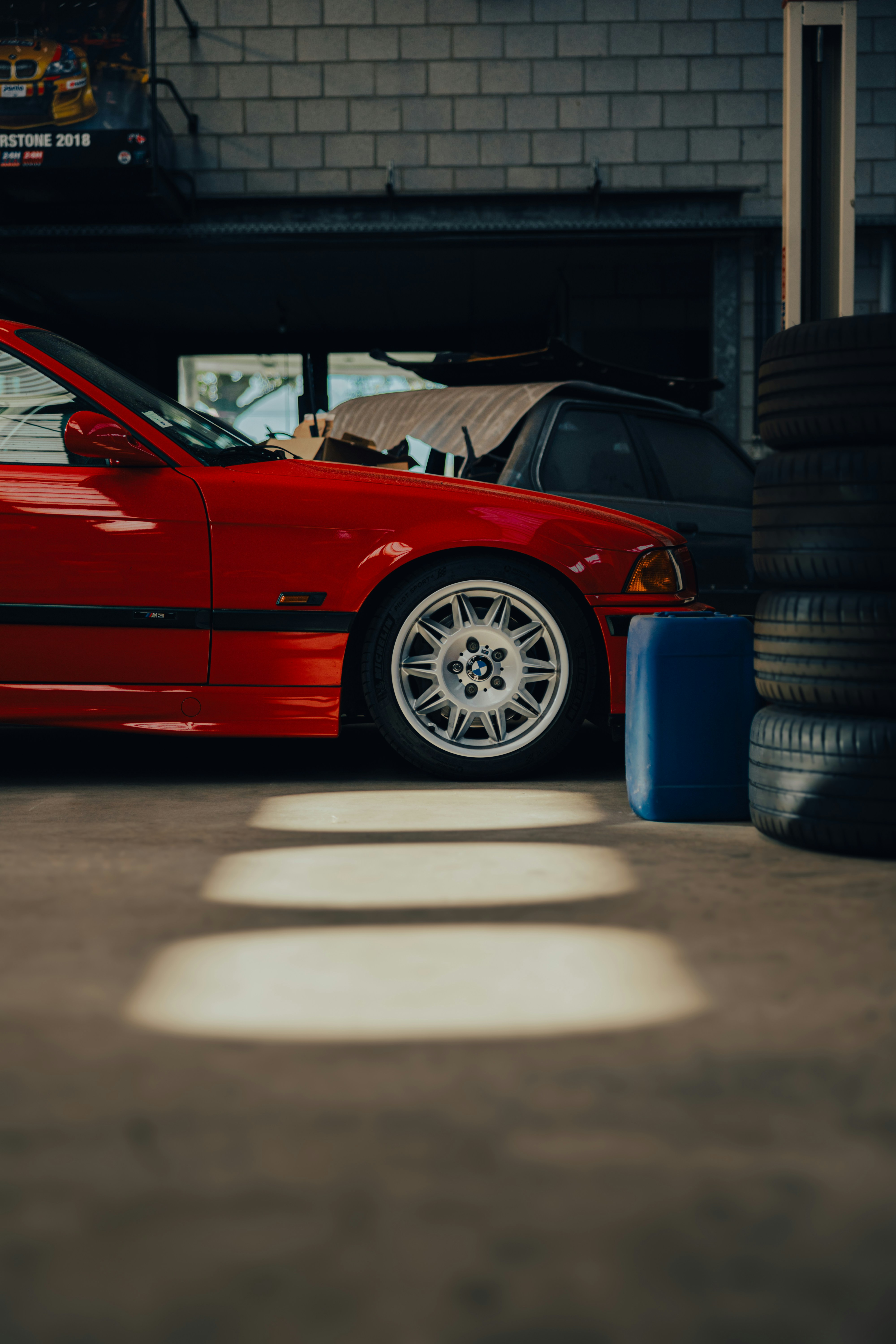 Photo by lorenzohamers