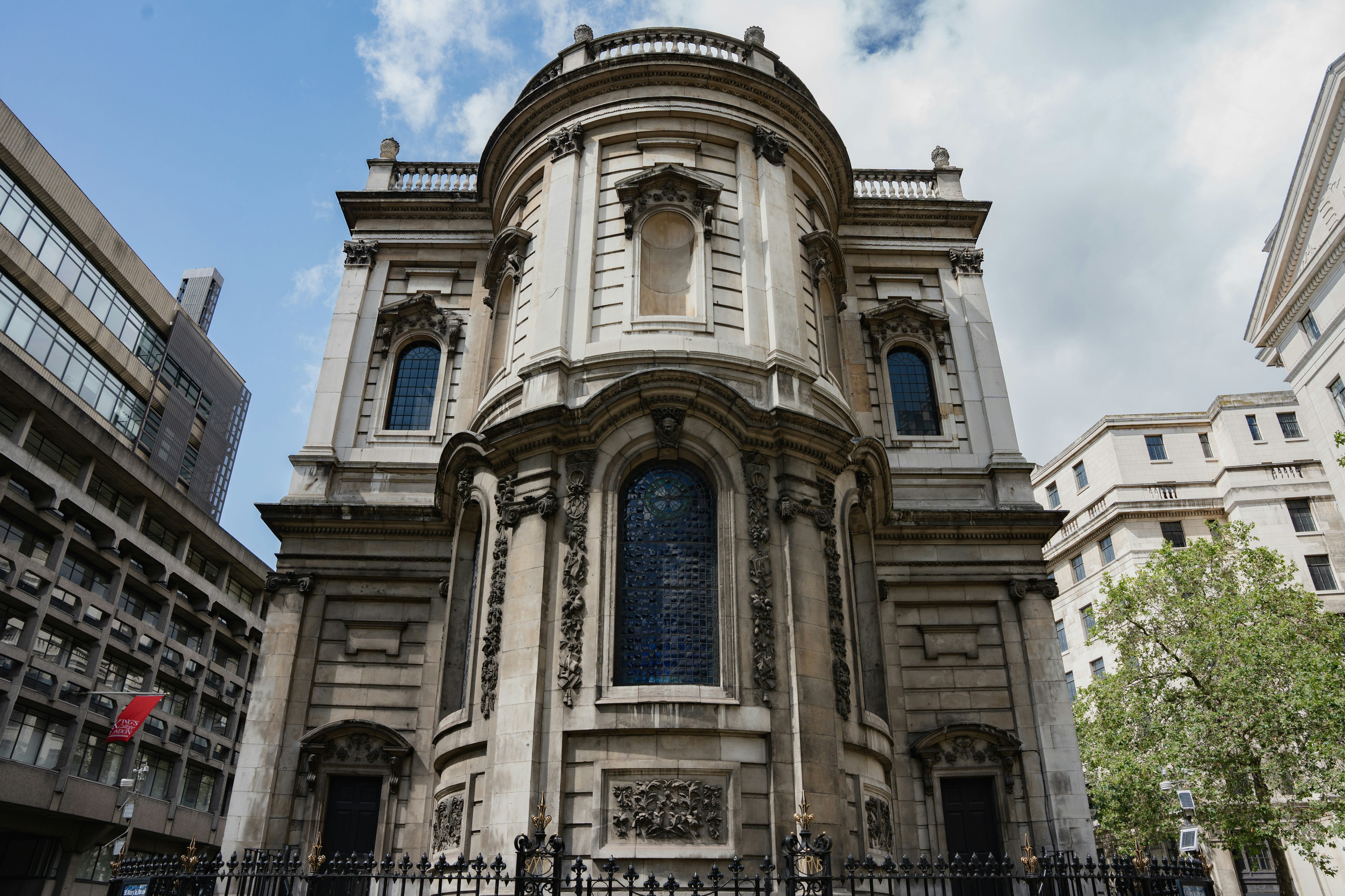 Photo by winstontjia