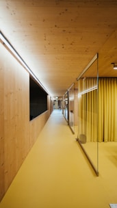 Vloeraansluiting strak afgewerkt met duurzame voegkit