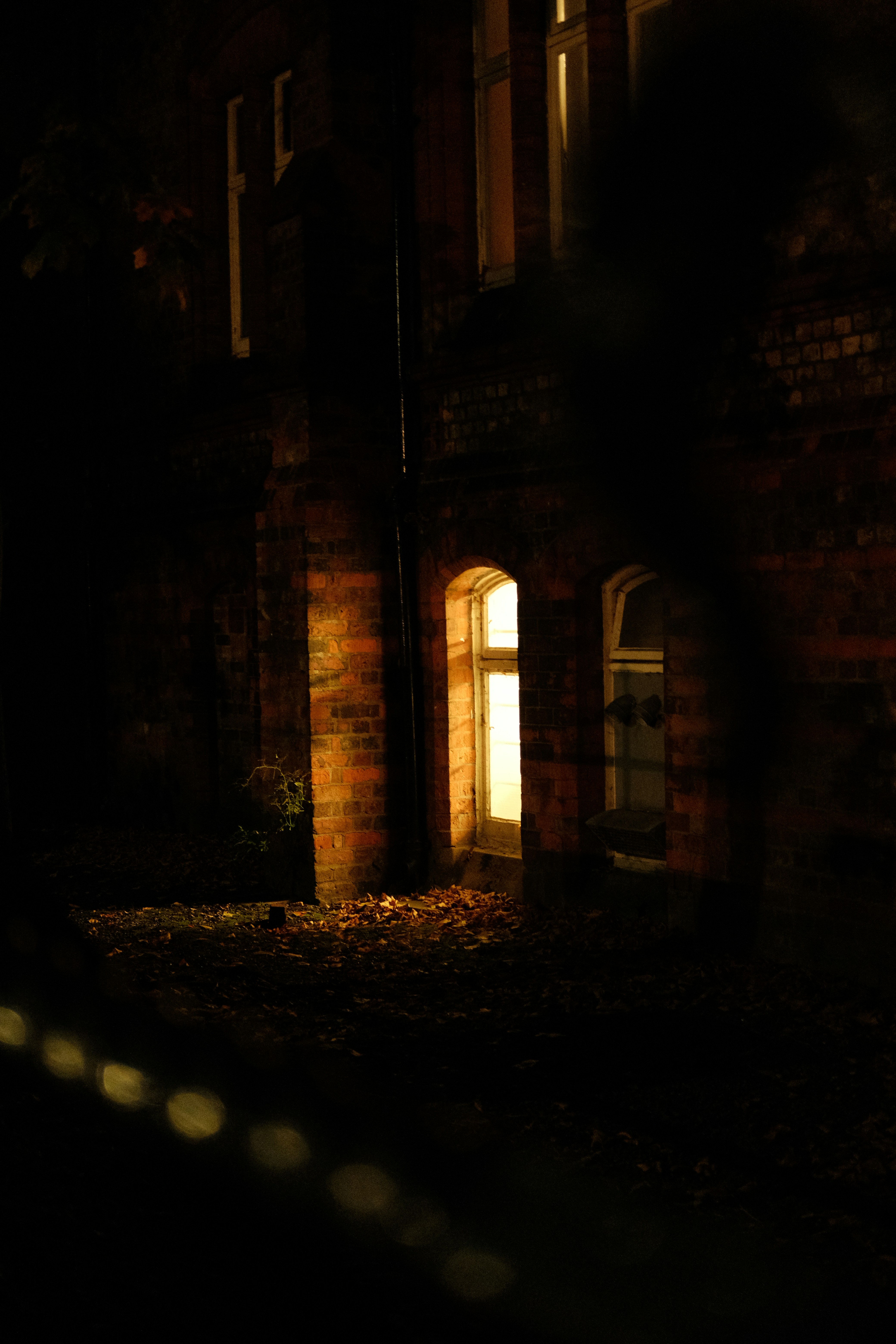 a building that has a window in it