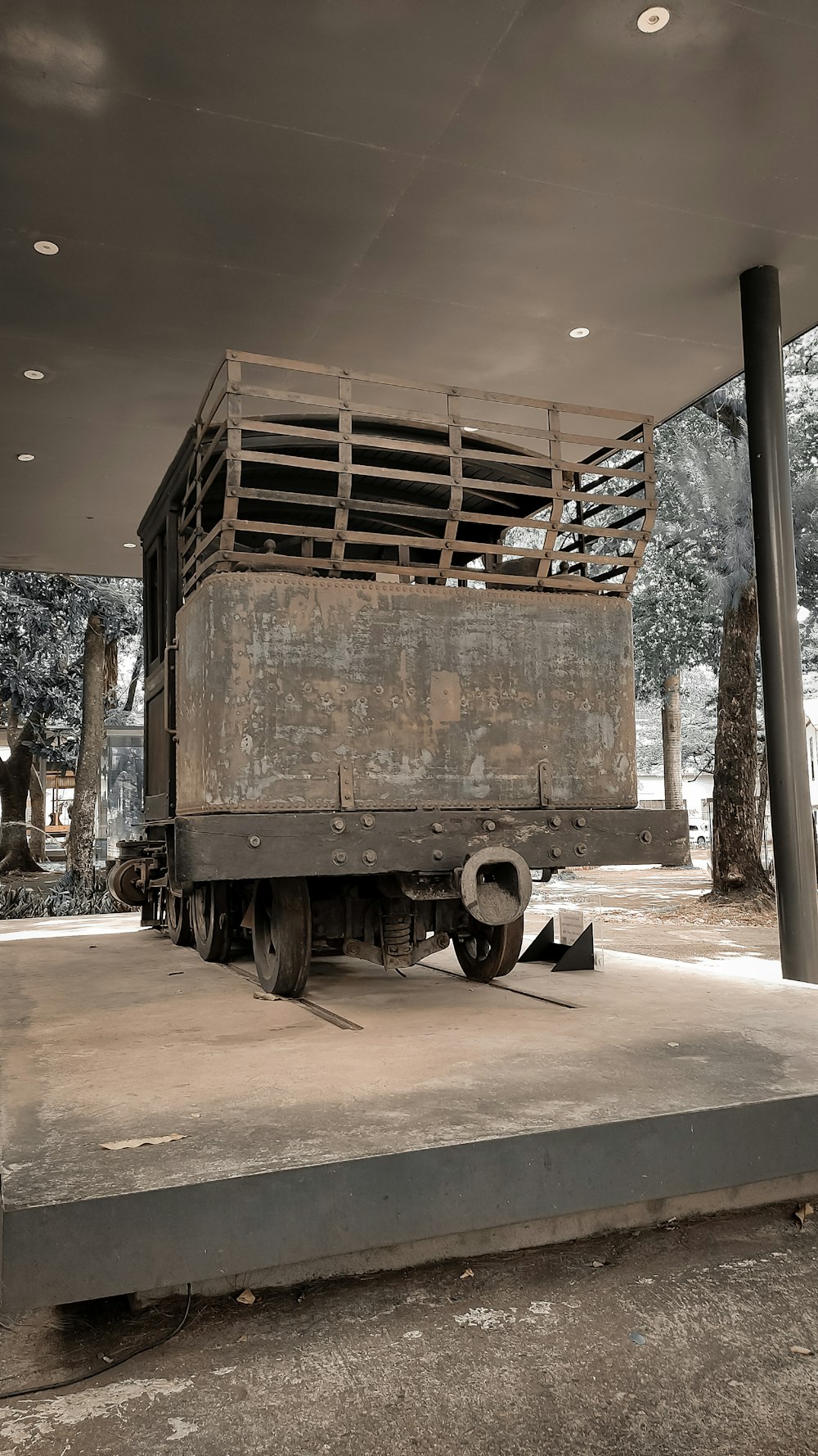 an old truck is parked in a parking lot