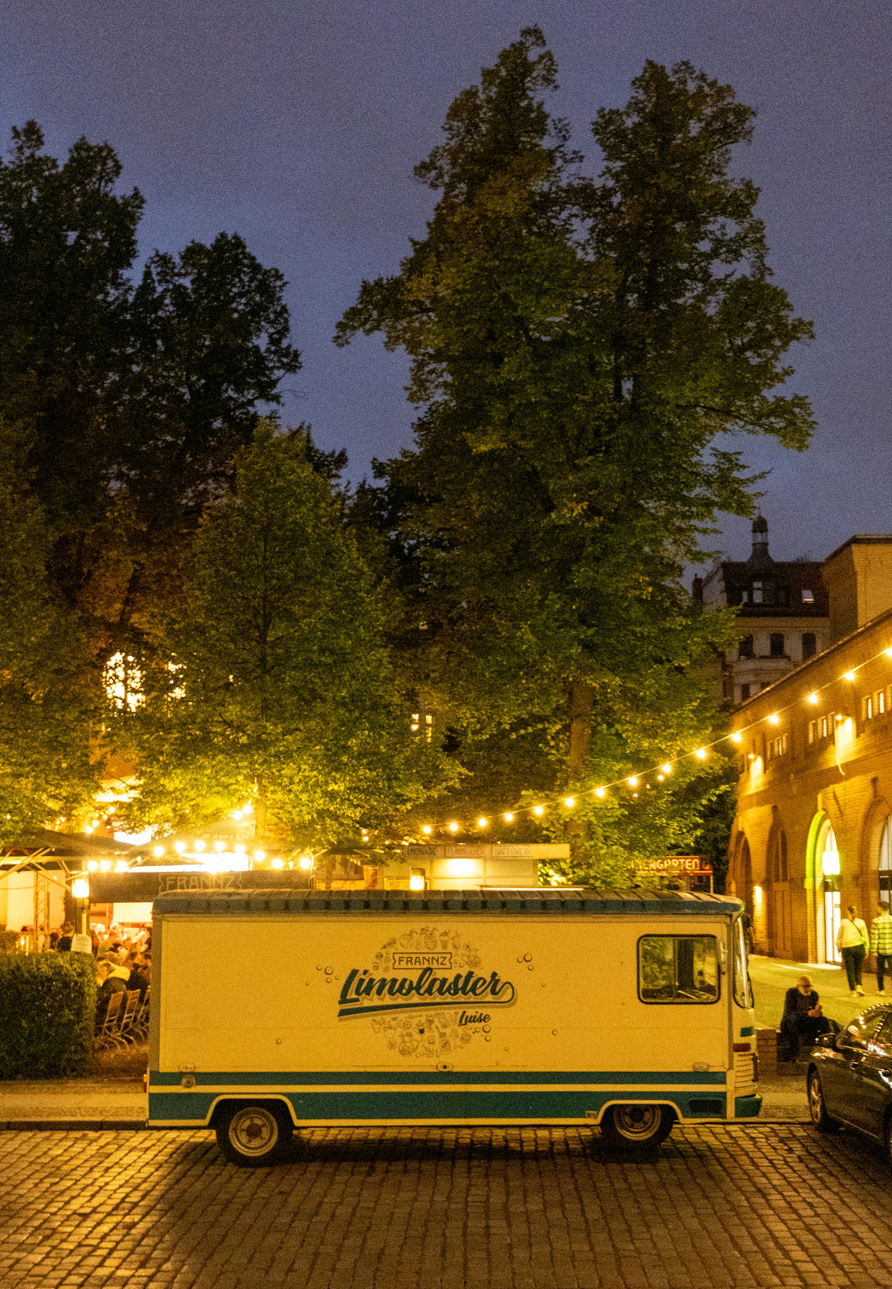 a food truck parked in front of a building