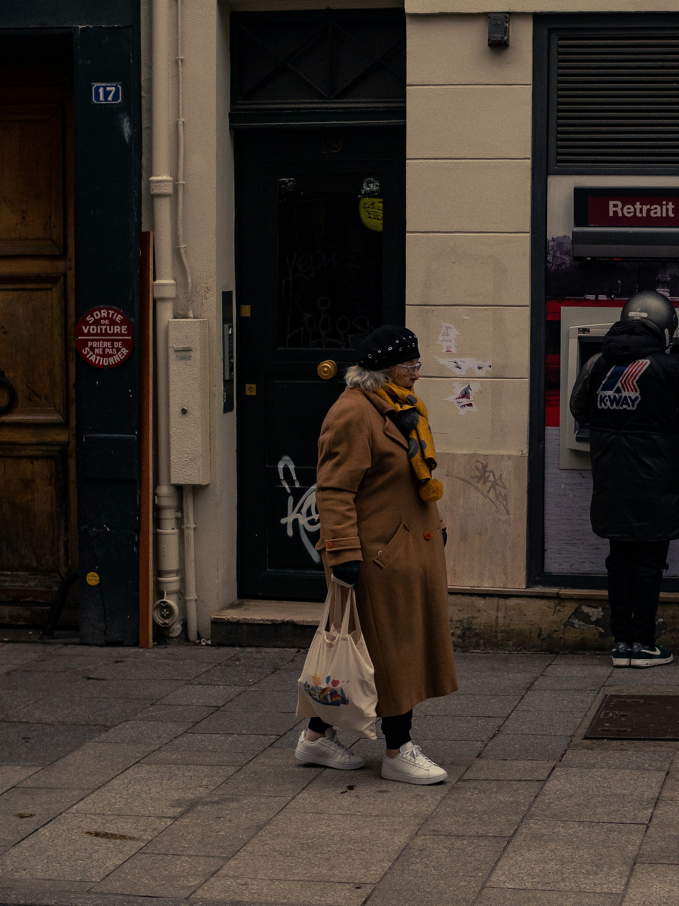 Photo by charlesetoroma