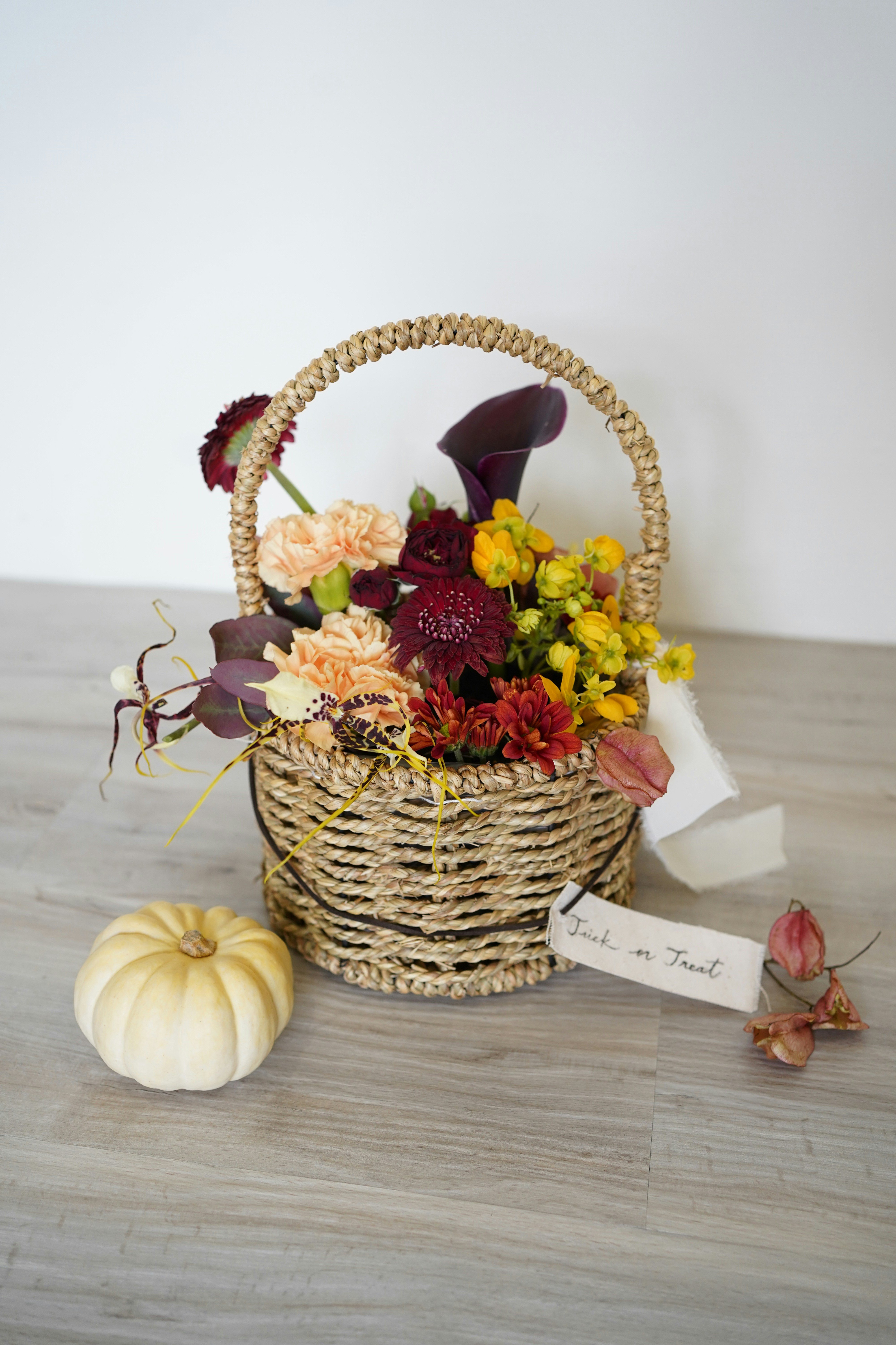 rustic woven basket, wallpaper, Basket Weaving Crafts for Seniors: Therapeutic Benefits and Projects 6