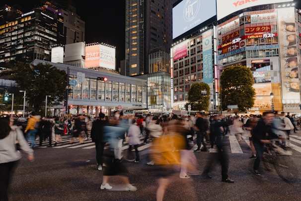 360-imagery of a bustling city street filled with people and activity.