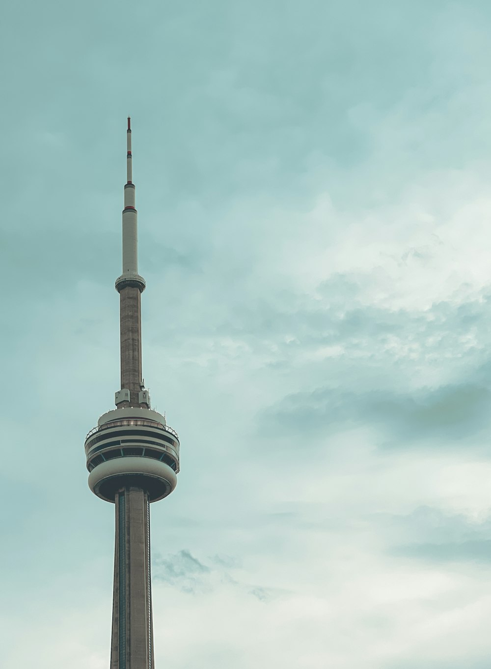 a tall tower with a sky background