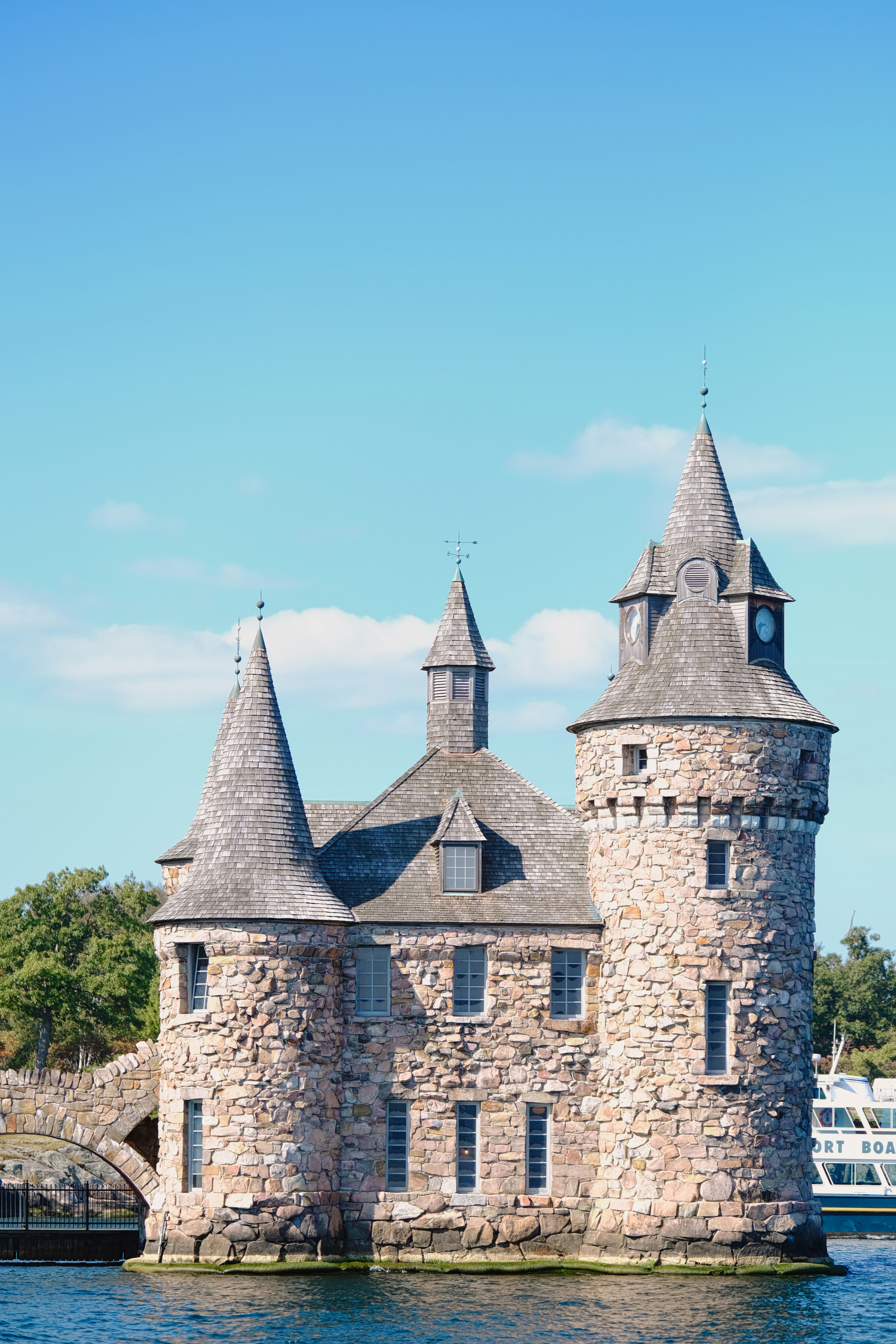 Photo by surjasendas