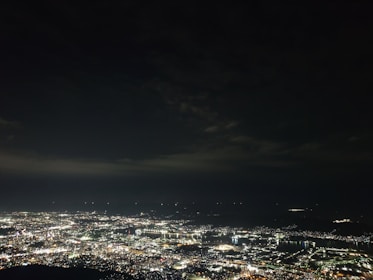 A dynamic image illustrating data connectivity in urban areas.