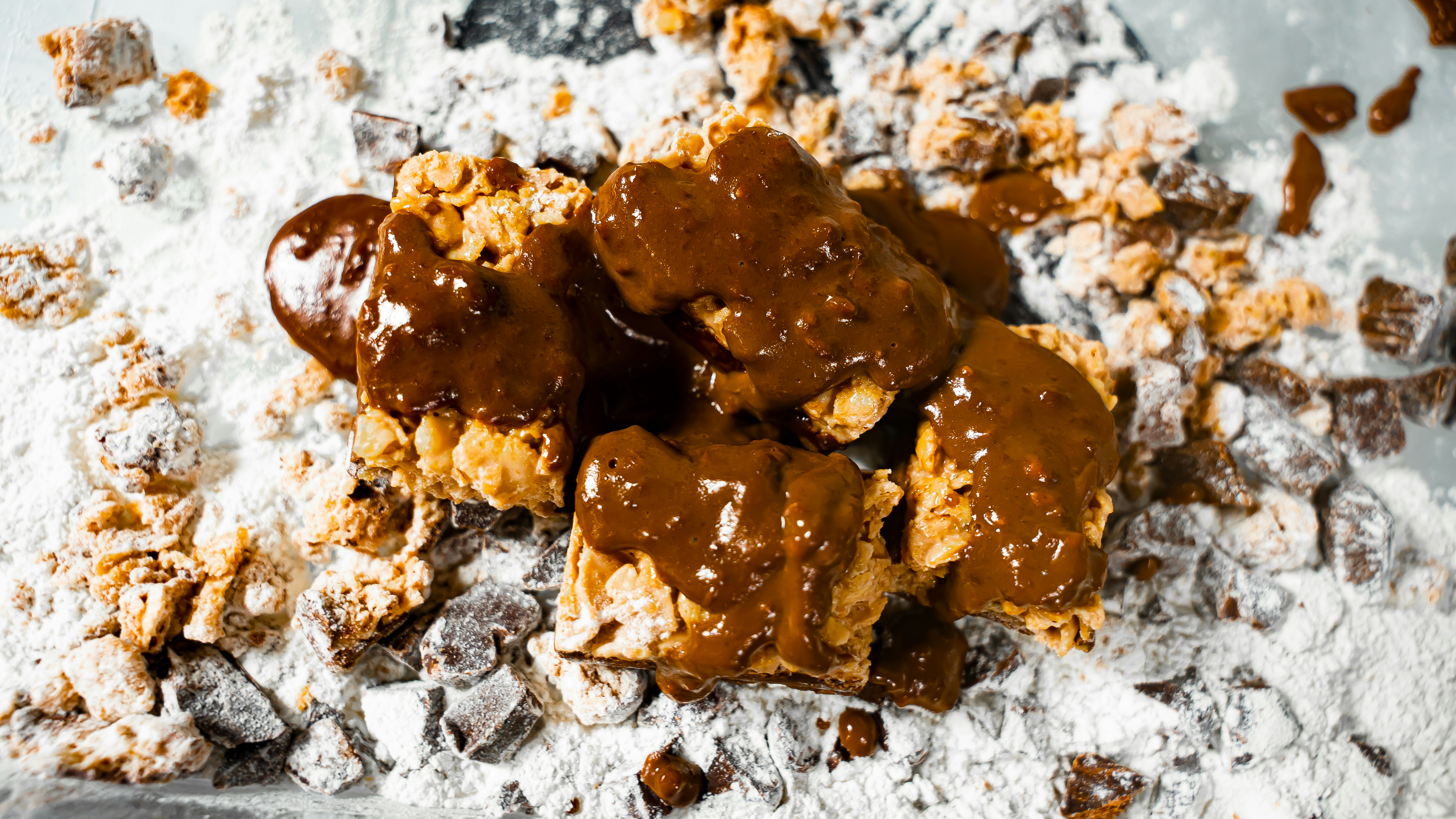 초콜릿 코팅 스노우 모찌