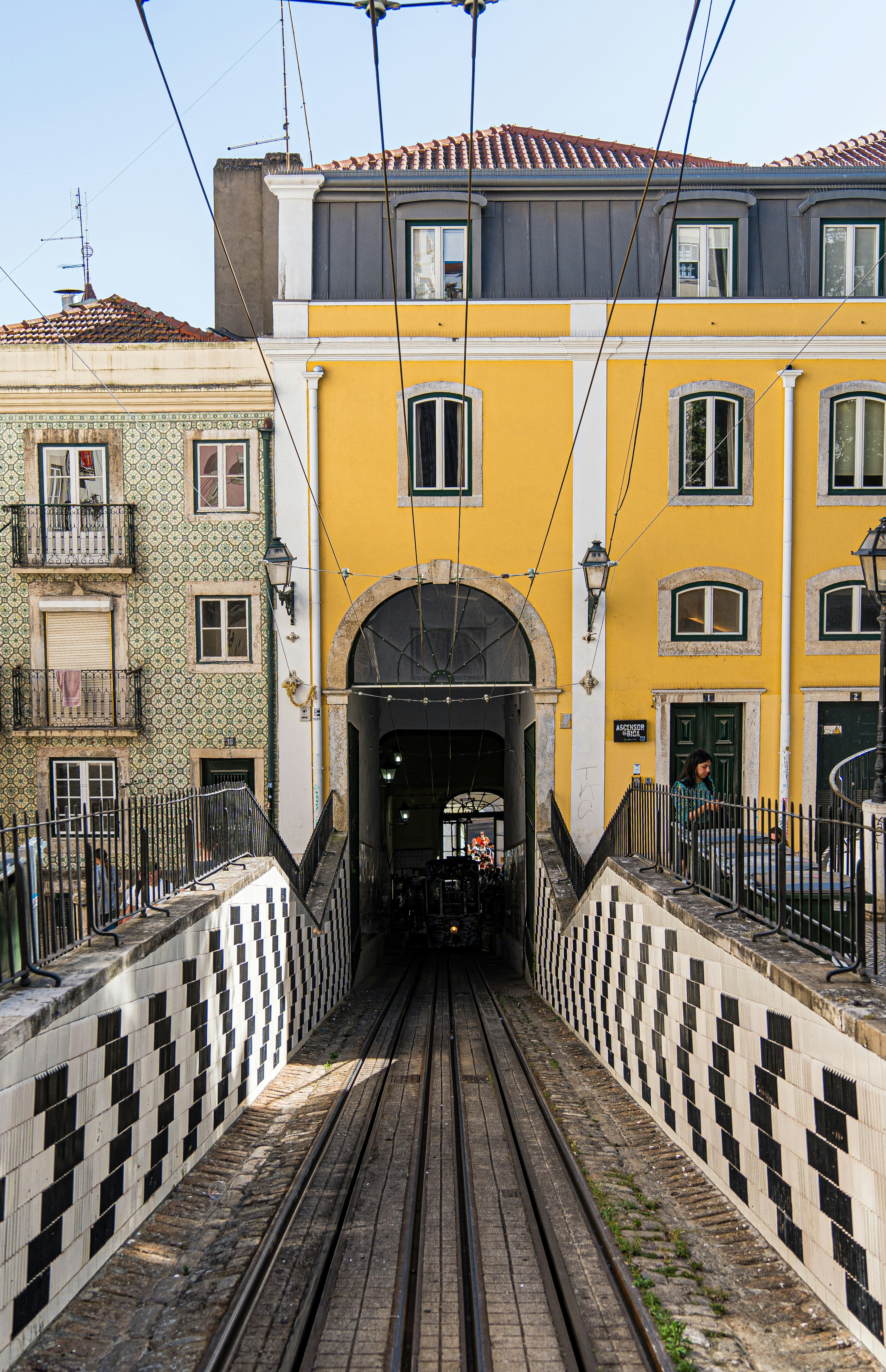 Can I buy a Portuguese eSIM before I arrive in Portugal?