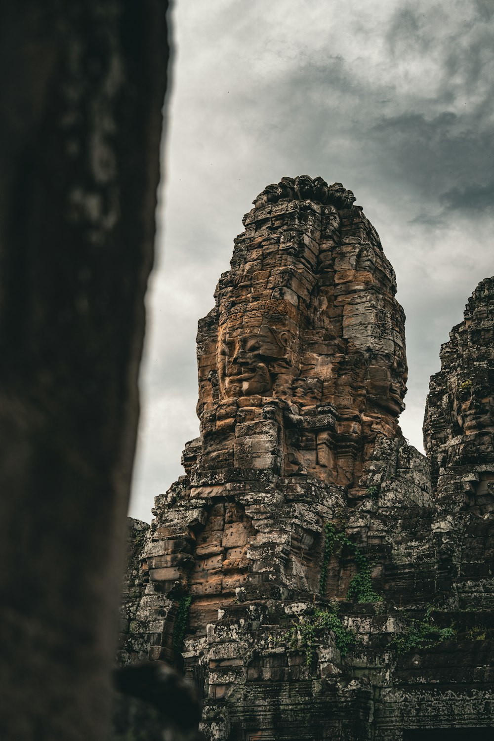 a large stone structure with a sky background