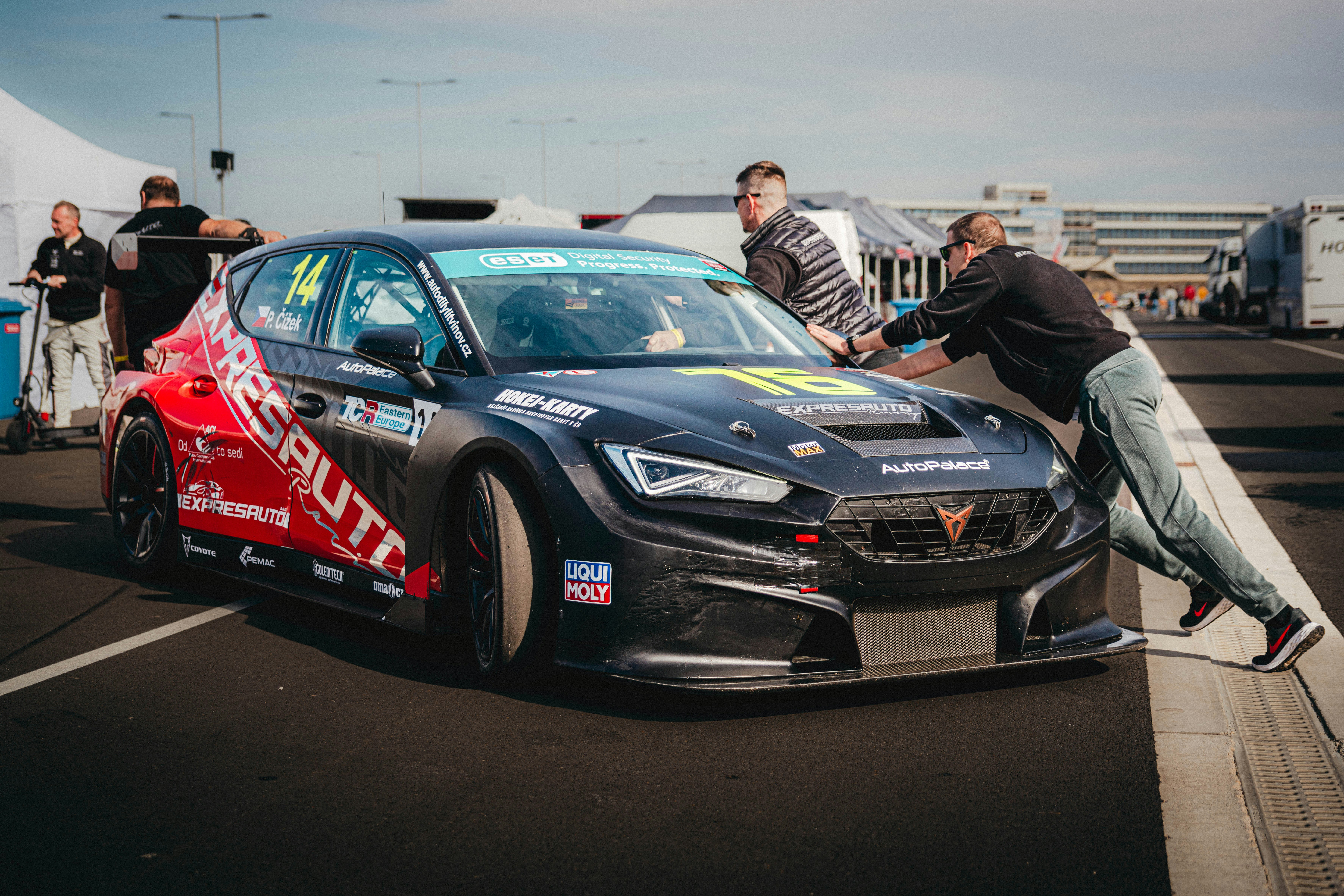 Photo by vanyekmate04