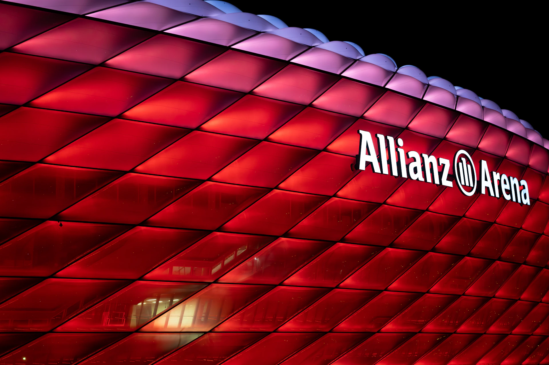 Slide showing the Allianz logo on a clean white background with subtle shadows.