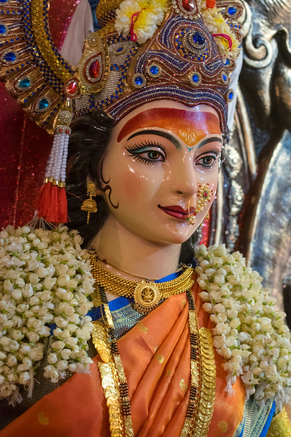 a close up of a statue of a woman