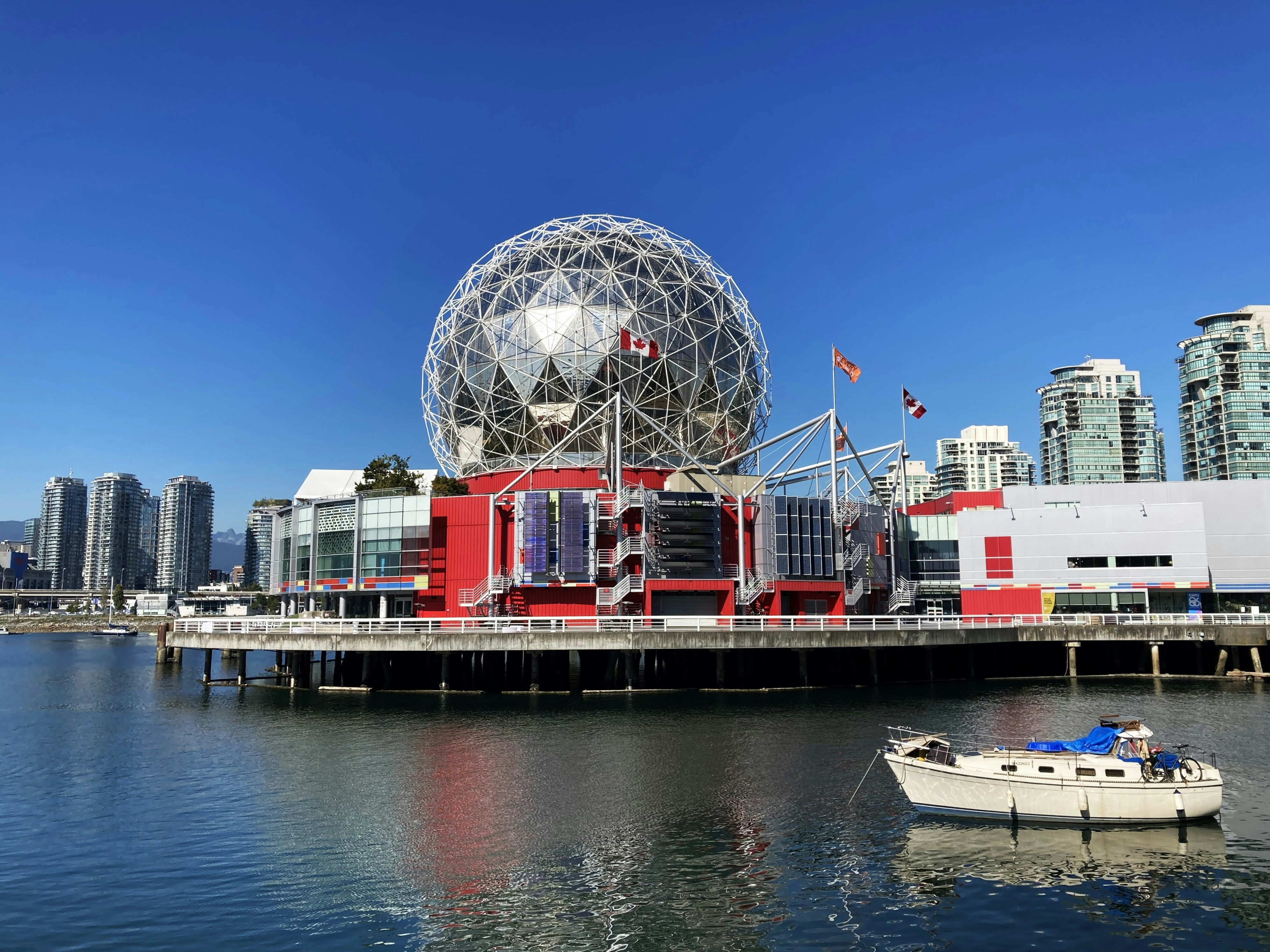 🏙️ Visita a Science World 07-26-2025